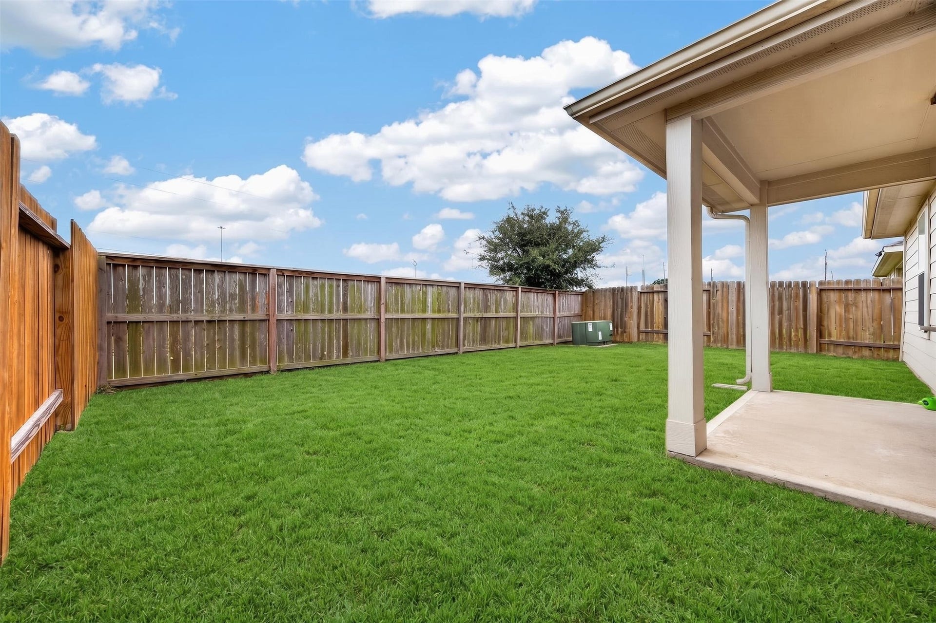 4419 Waterside Cove Lane, Houston, TX 77053 4419 Waterside Cove Lane, Houston, TX 77053