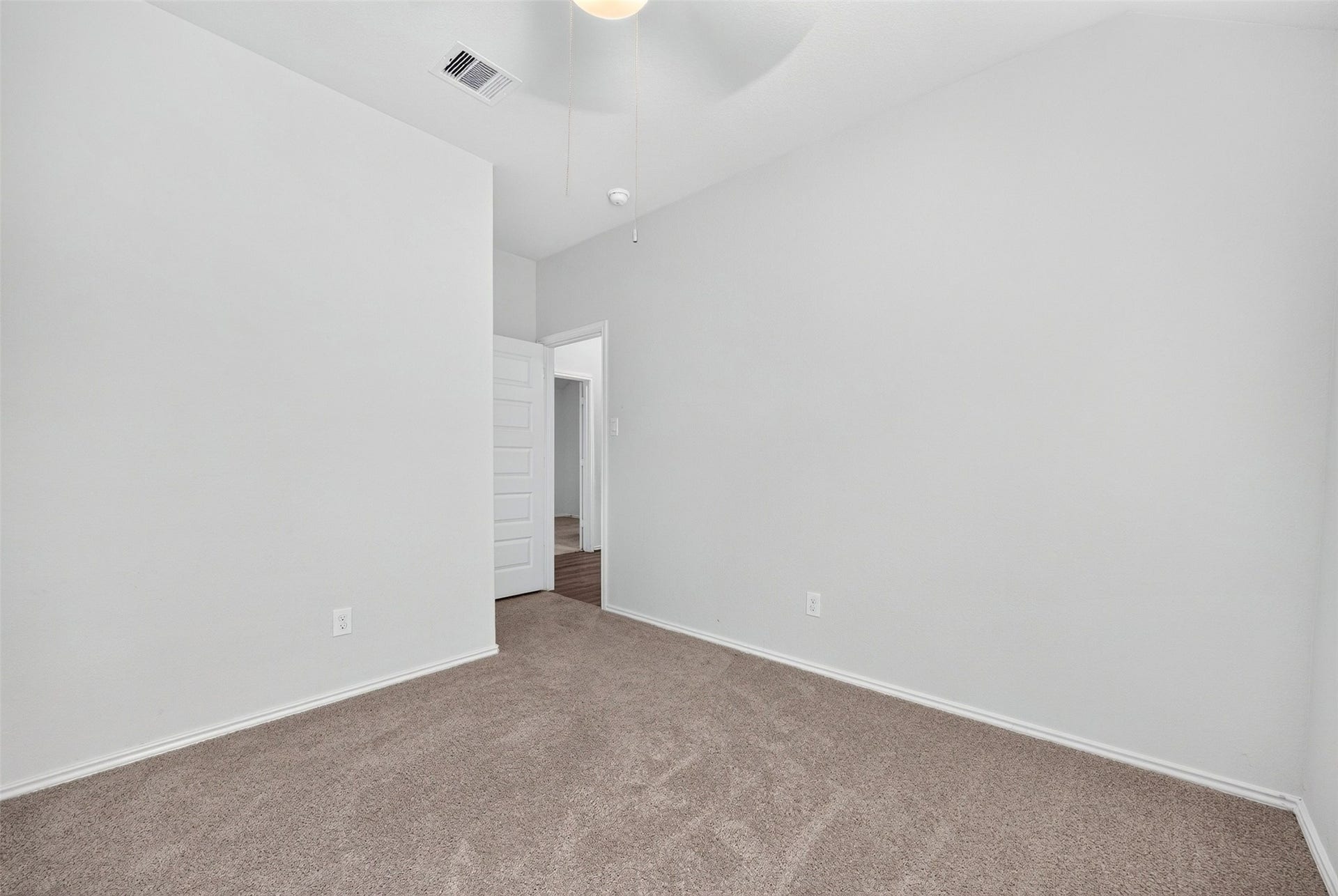 4419 Waterside Cove Lane, Houston, TX 77053 4419 Waterside Cove Lane, Houston, TX 77053