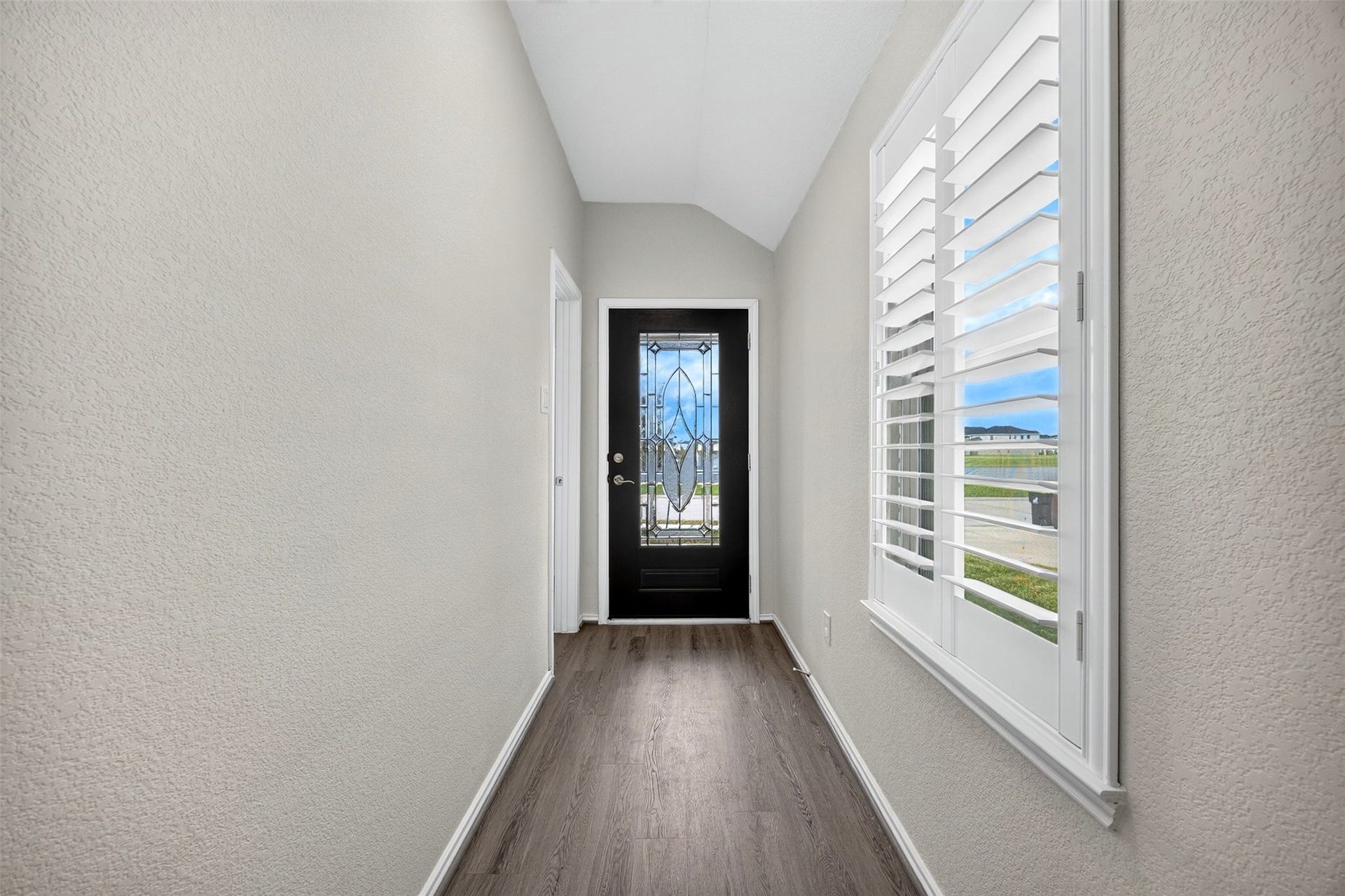 4419 Waterside Cove Lane, Houston, TX 77053 4419 Waterside Cove Lane, Houston, TX 77053