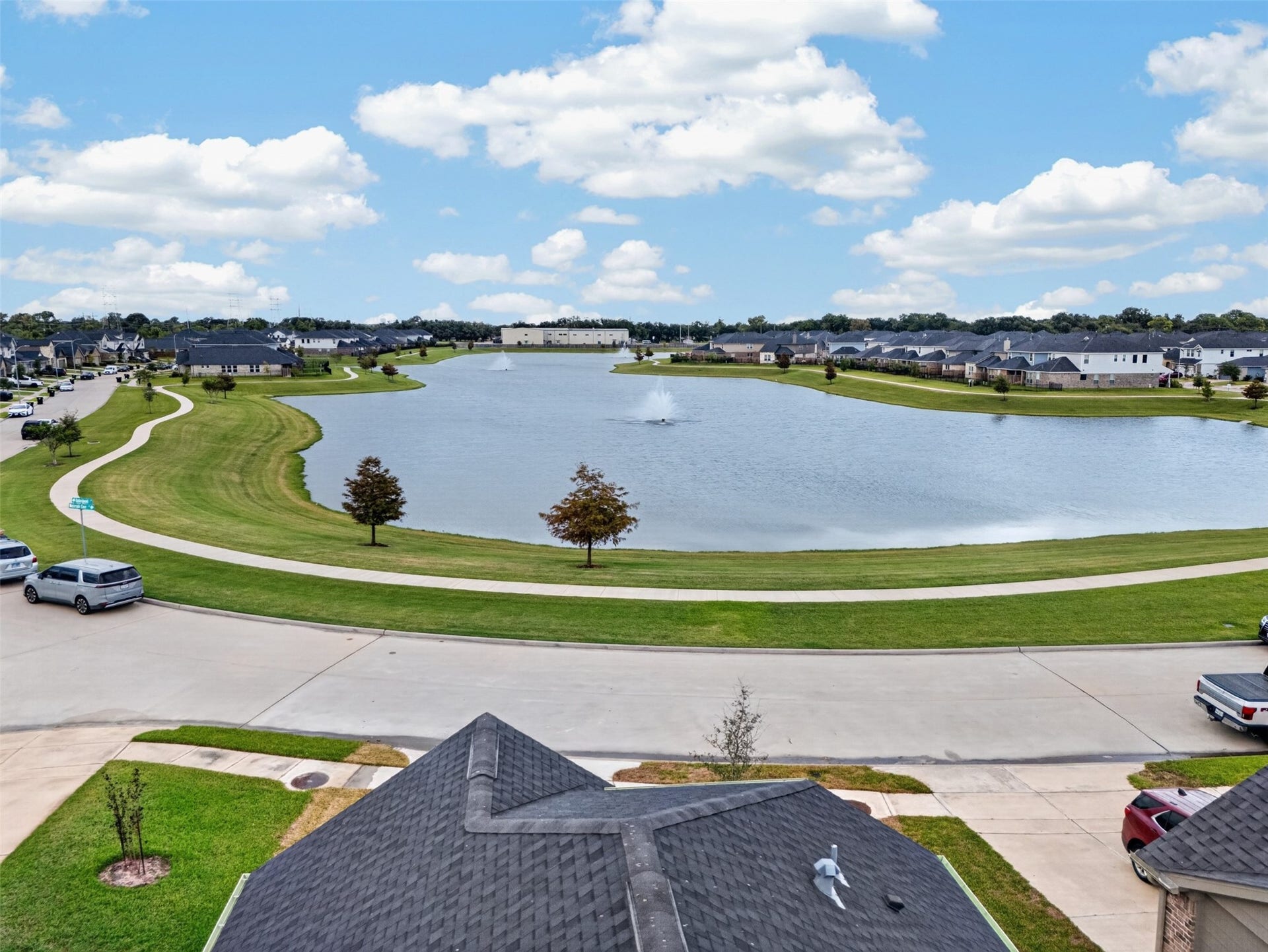4419 Waterside Cove Lane, Houston, TX 77053 4419 Waterside Cove Lane, Houston, TX 77053