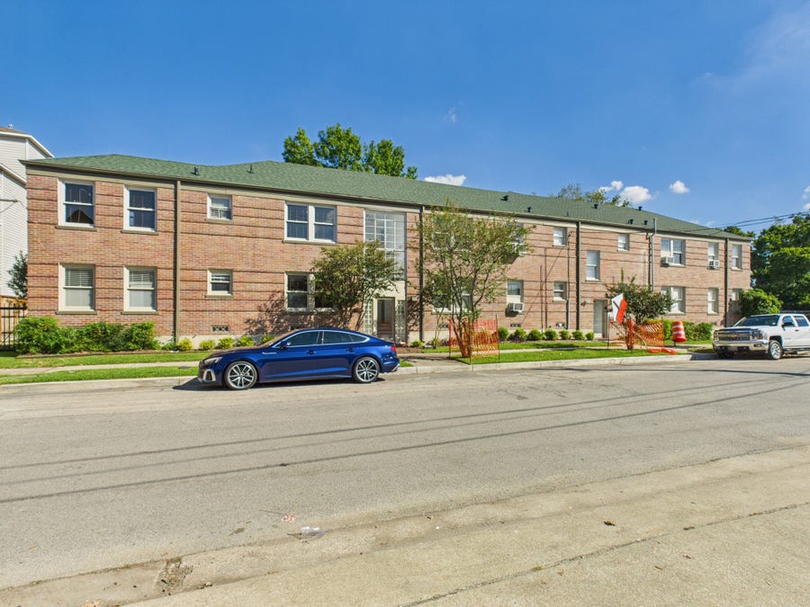 Property photo for 1920 Richmond Avenue, #16, Houston, TX