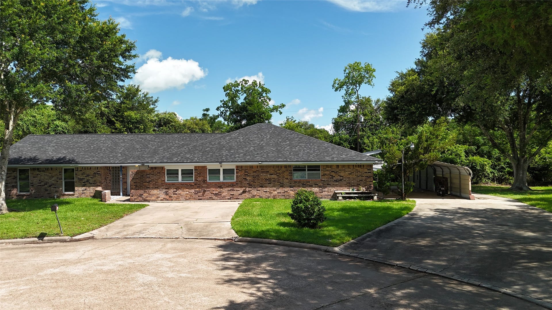 12614 C Bar Drive, Santa Fe, TX 77510 2 Separate Private Driveways