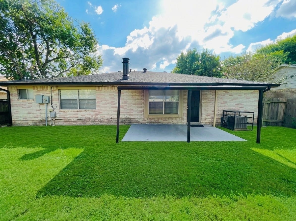 13942 Towne Way Drive, Sugar Land, TX 77498
