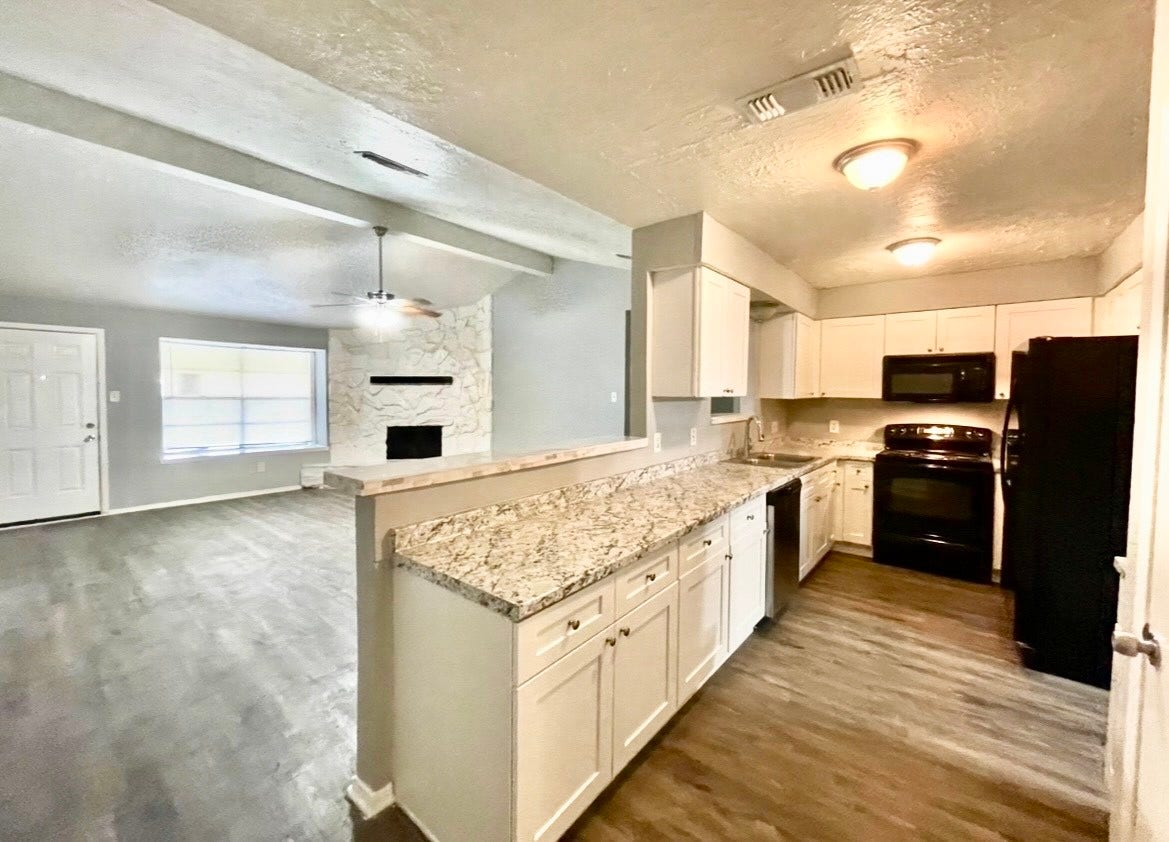 13942 Towne Way Drive, Sugar Land, TX 77498