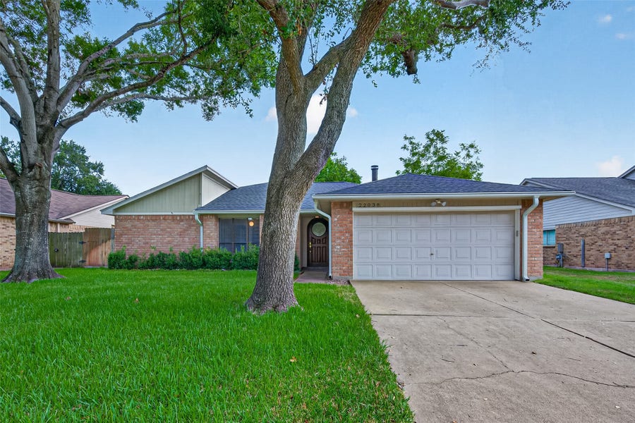 Property photo for 22038 Eagle Meadow Drive, Katy, TX