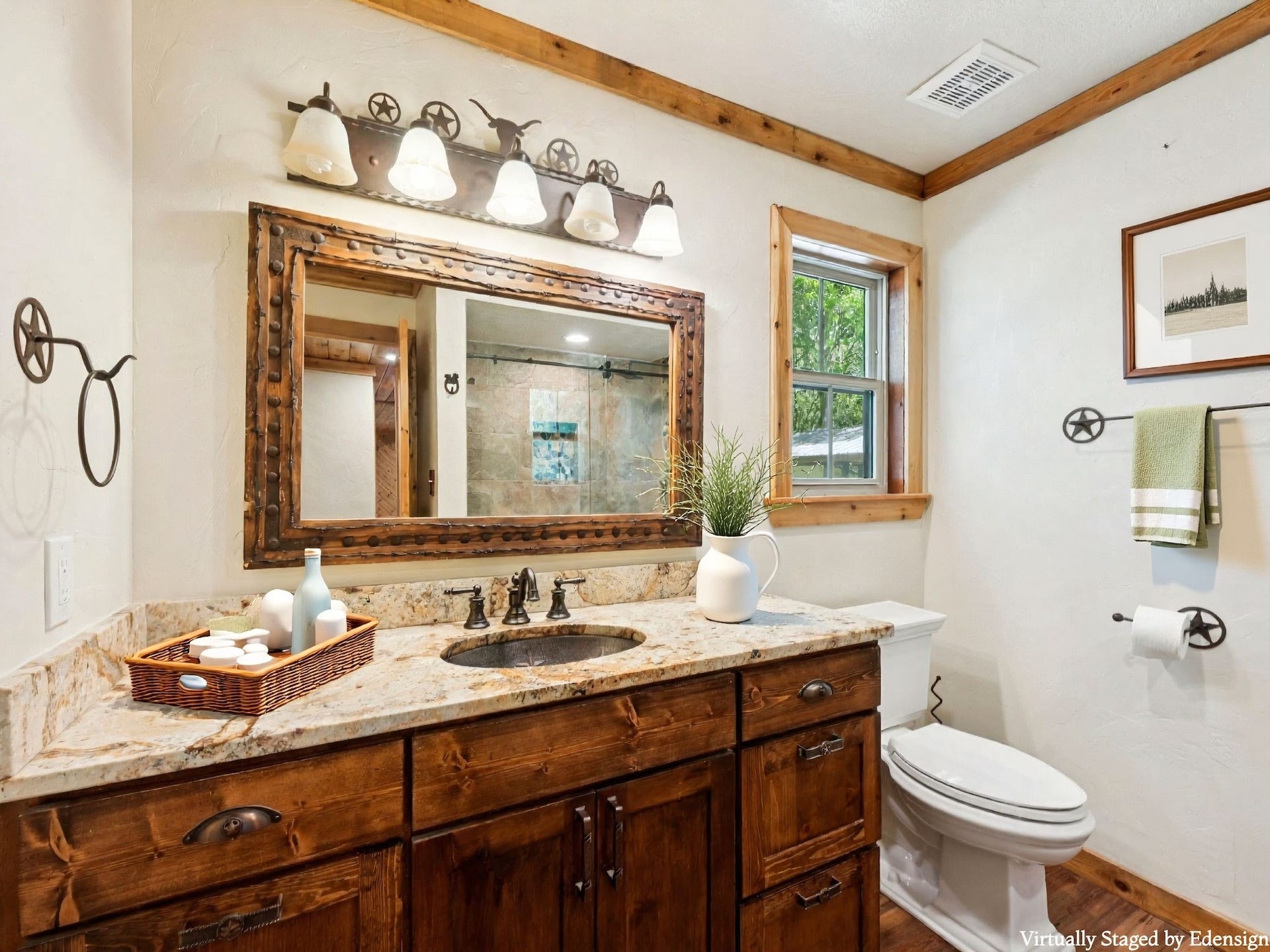 101-1/2 Avenue J, Dickinson, TX 77539 The adjacent Bathroom has a terrific framed mirror, raised vanity, and a wonderful shower.