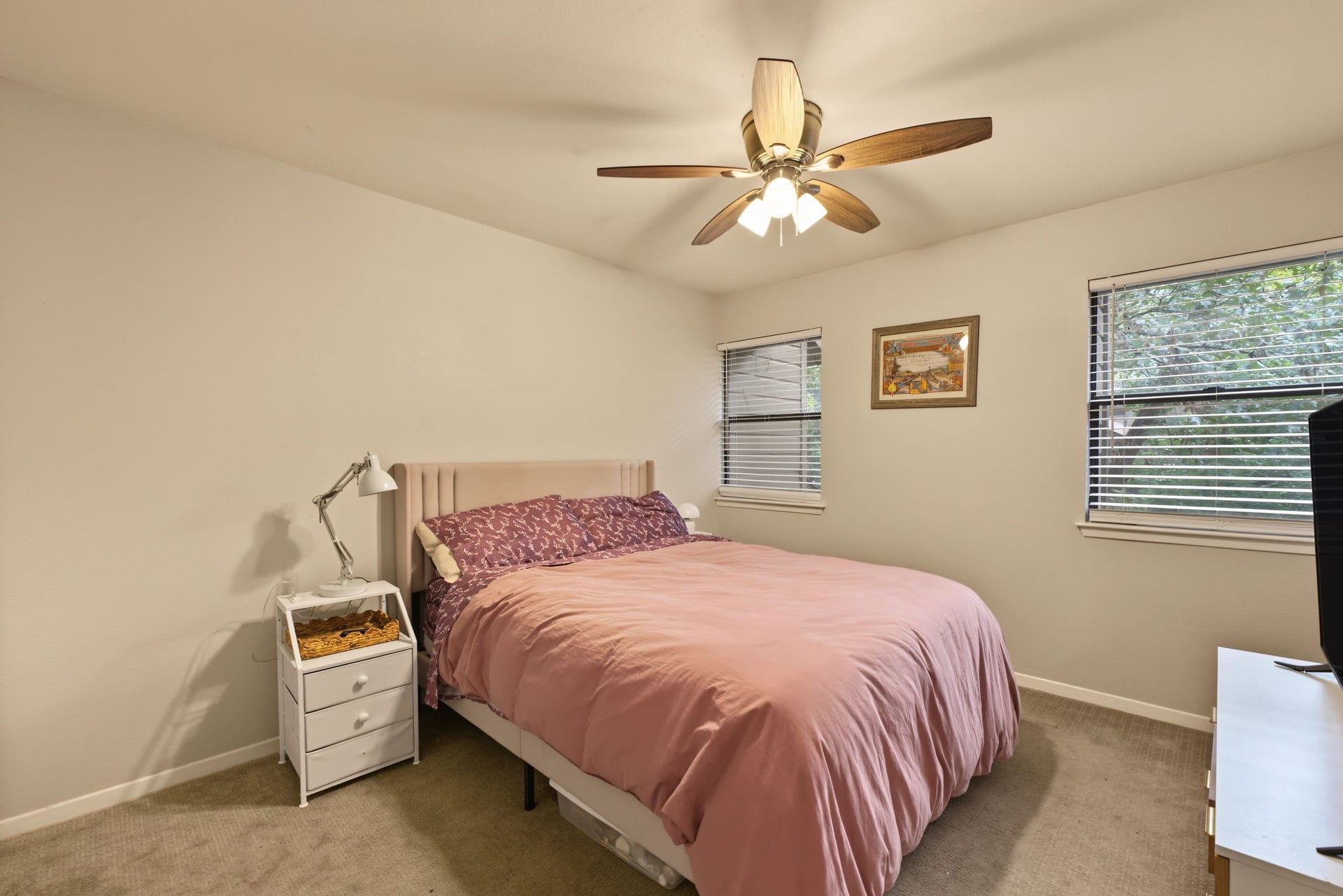 52 Sawmill Grove Lane, The Woodlands, TX 77380 52 Sawmill Grove Lane, The Woodlands, TX 77380