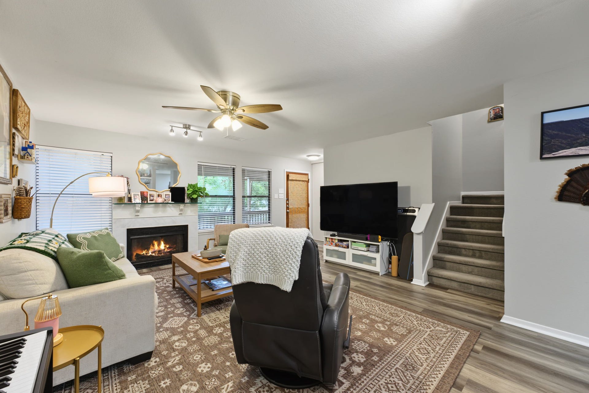 52 Sawmill Grove Lane, The Woodlands, TX 77380 52 Sawmill Grove Lane, The Woodlands, TX 77380