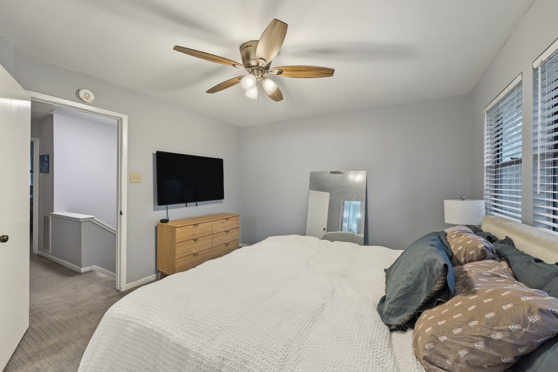52 Sawmill Grove Lane, The Woodlands, TX 77380 52 Sawmill Grove Lane, The Woodlands, TX 77380
