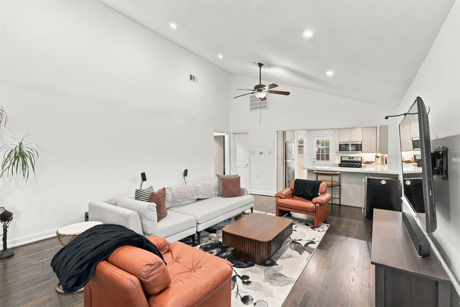 Property photo for 5410 Kiam Street, Houston, TX