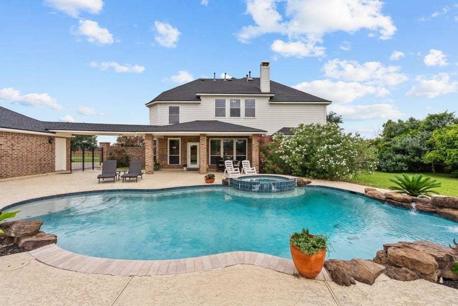 Property photo for 3870 Summer Manor Drive, League City, TX