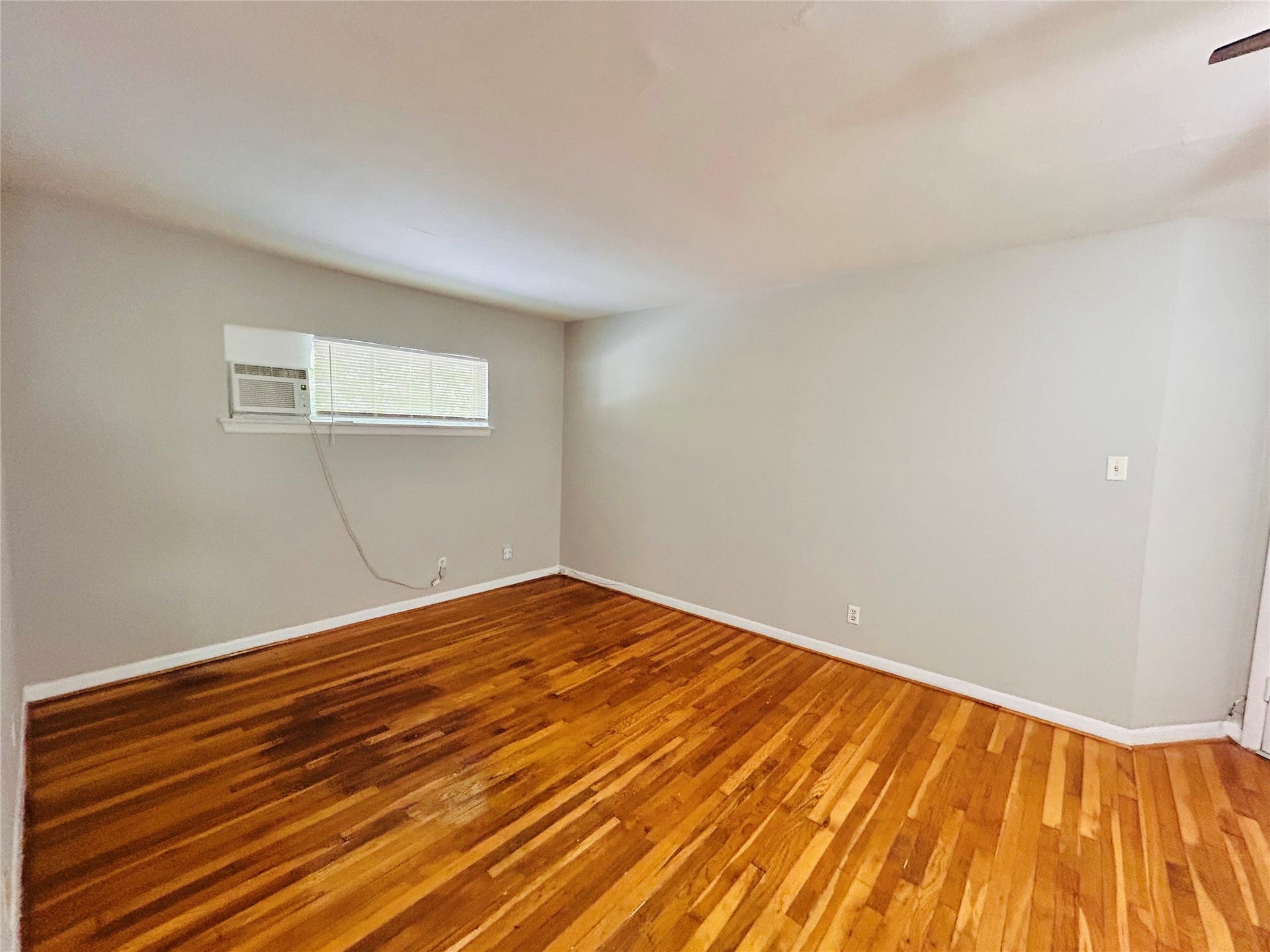 8803 Timberside, #13, Houston, TX 77025 8803 Timberside, #13, Houston, TX 77025