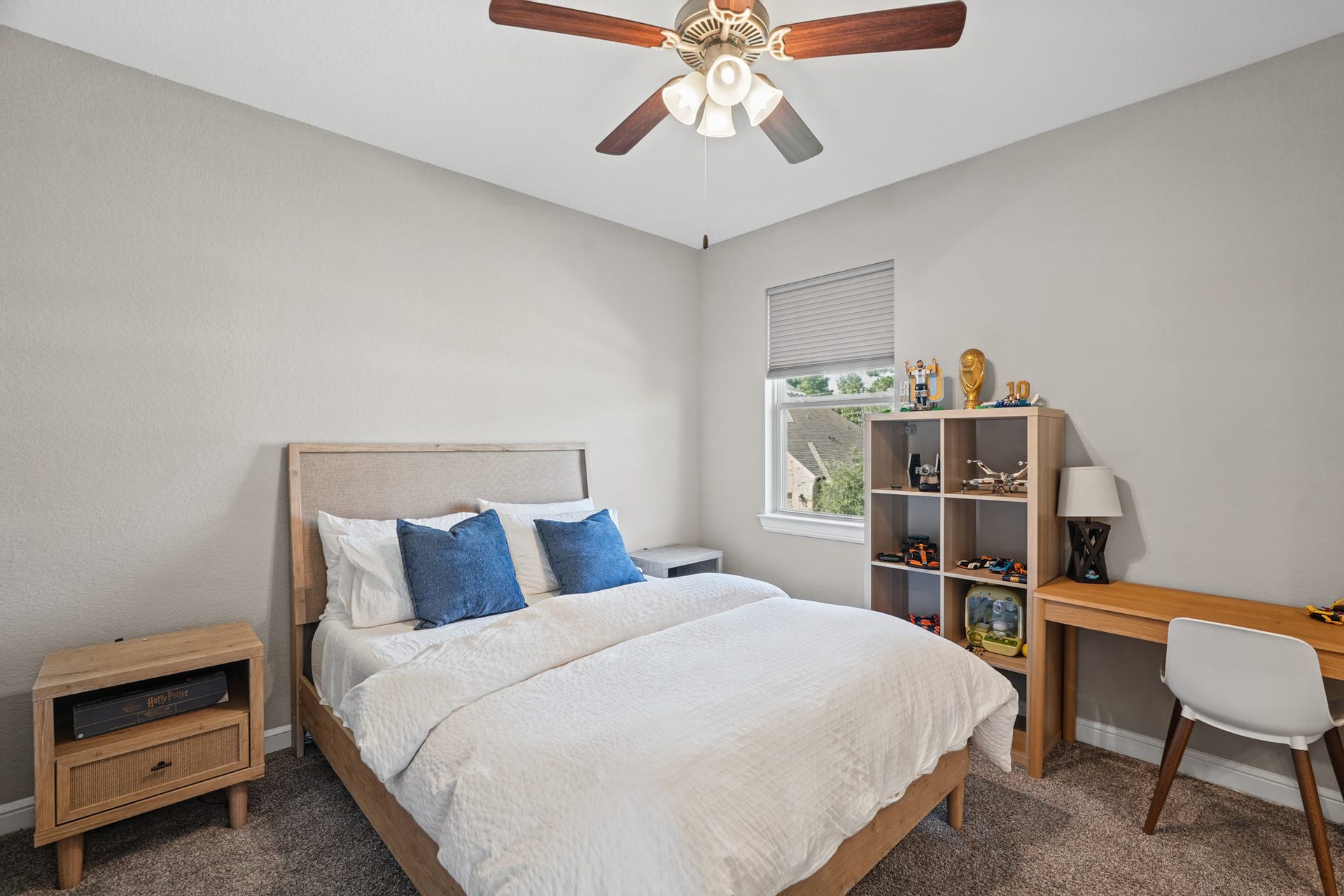 11 Kalmia Branch, Tomball, TX 77375