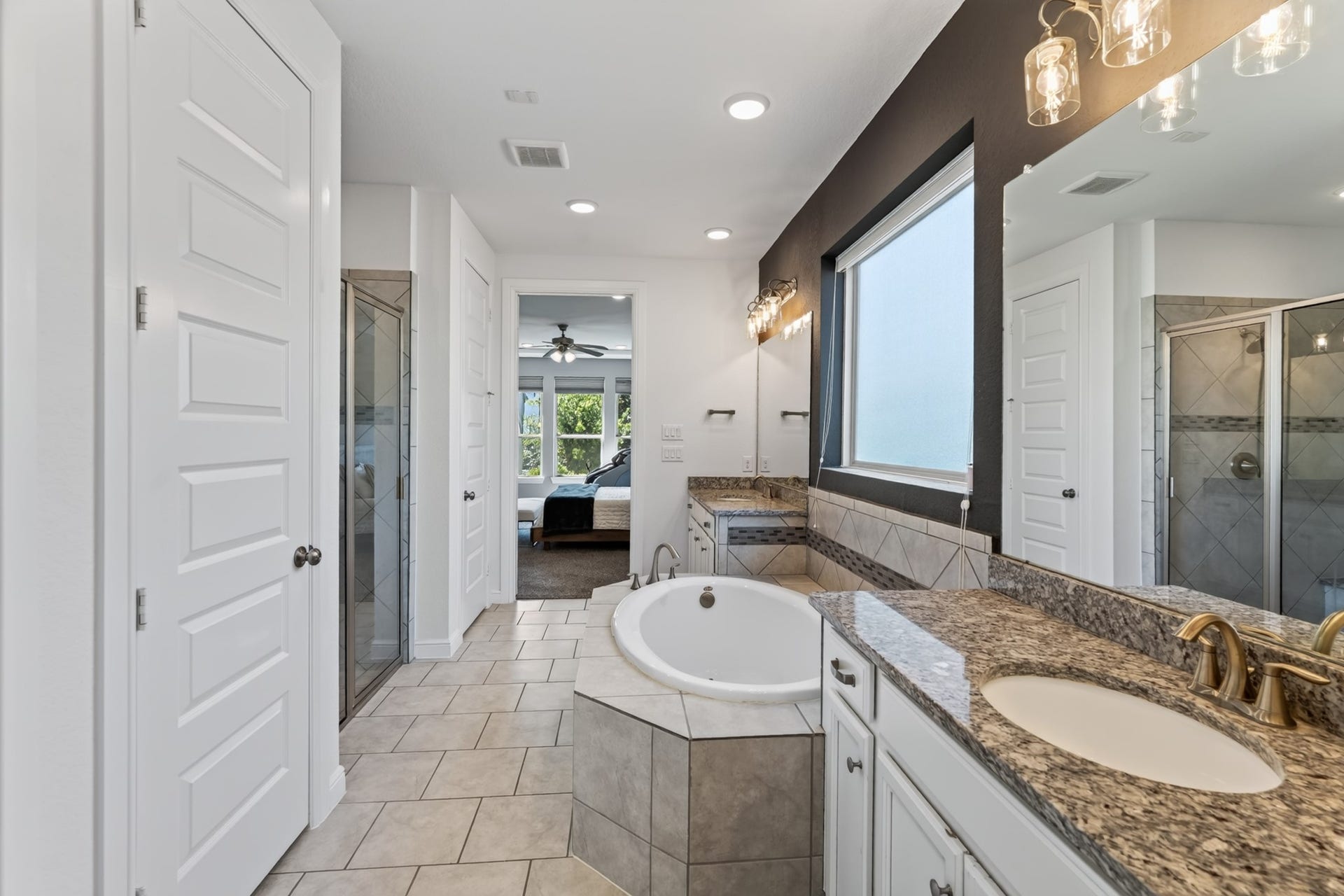 11 Kalmia Branch, Tomball, TX 77375