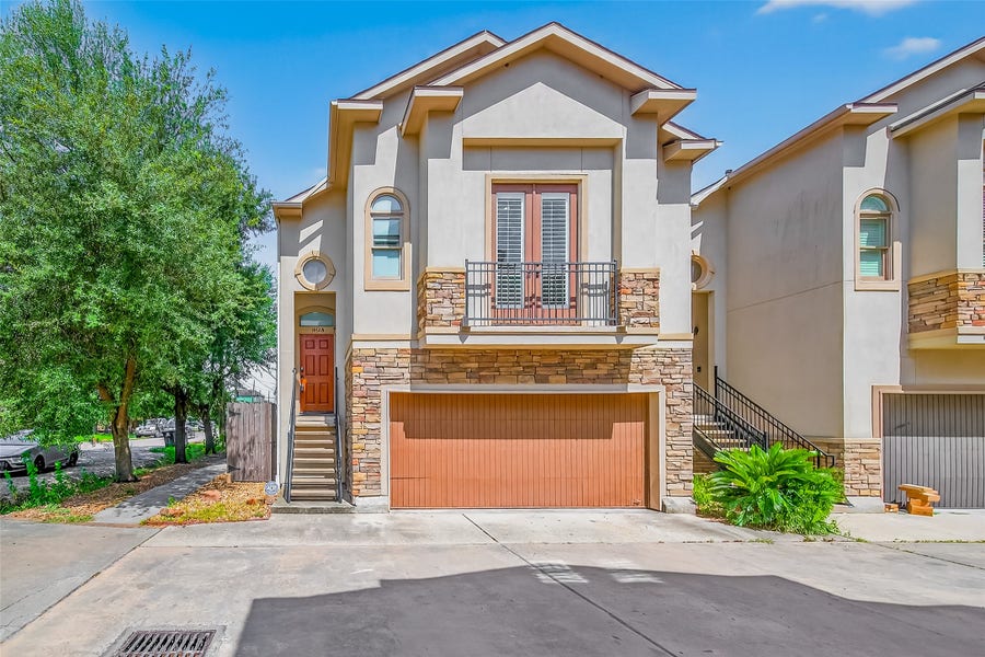 Property photo for 1042 W 25th Street, #A, Houston, TX