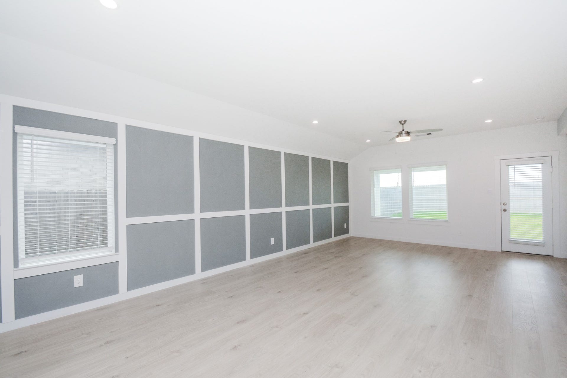1035 Vista Pointe Drive, Fresno, TX 77545 1035 Vista Pointe Drive, Fresno, TX 77545