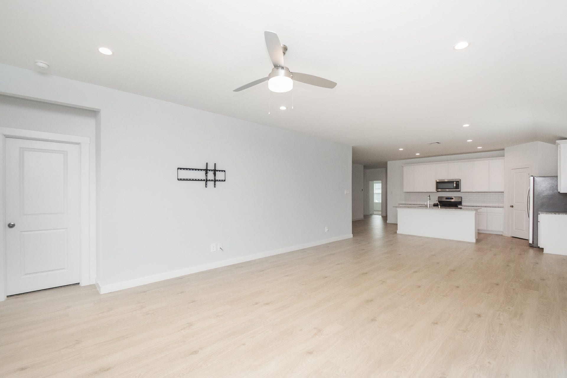 1035 Vista Pointe Drive, Fresno, TX 77545 1035 Vista Pointe Drive, Fresno, TX 77545