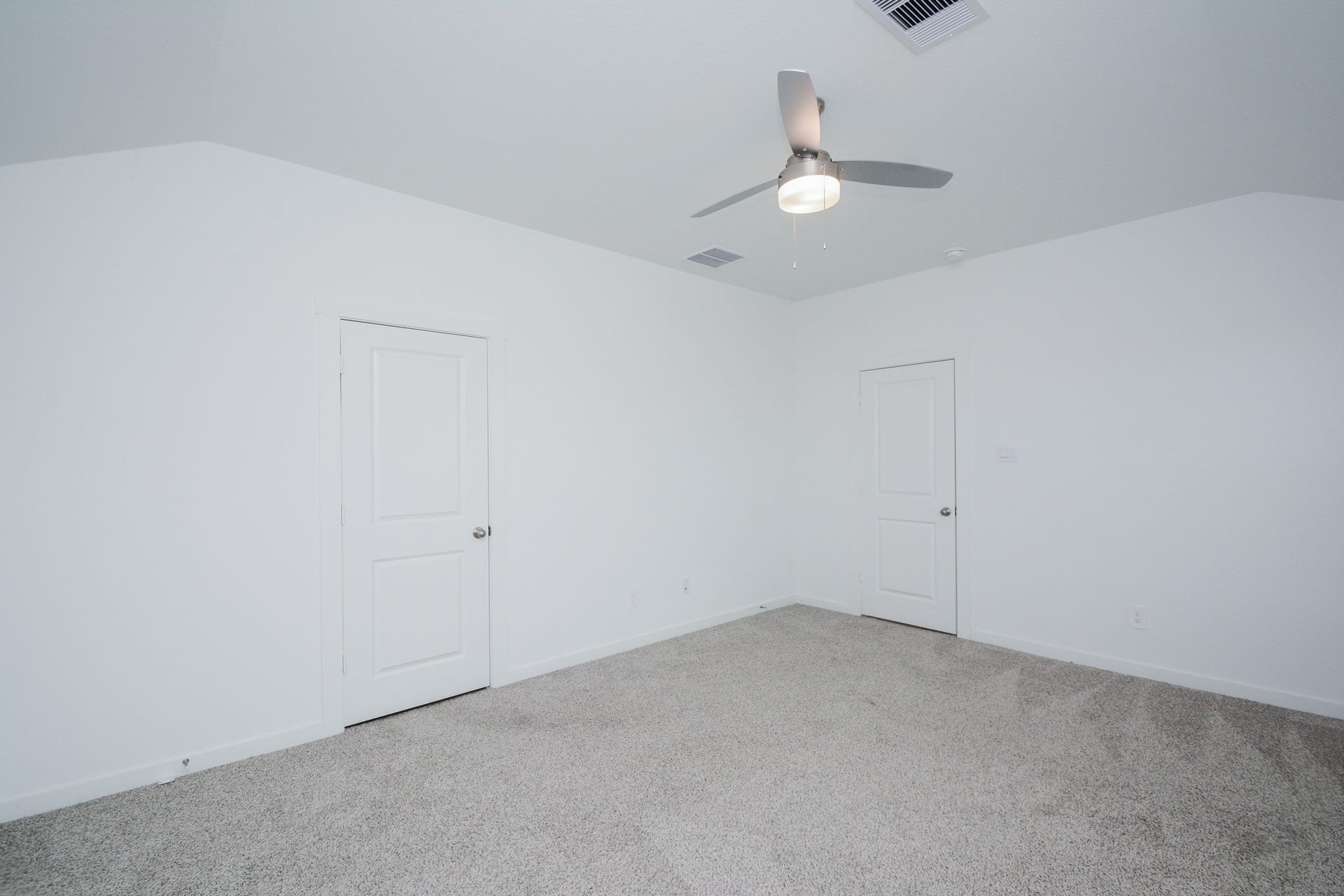 1035 Vista Pointe Drive, Fresno, TX 77545 1035 Vista Pointe Drive, Fresno, TX 77545