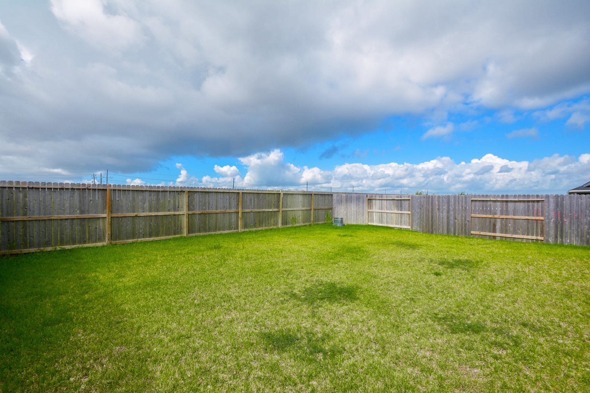 1035 Vista Pointe Drive, Fresno, TX 77545 1035 Vista Pointe Drive, Fresno, TX 77545