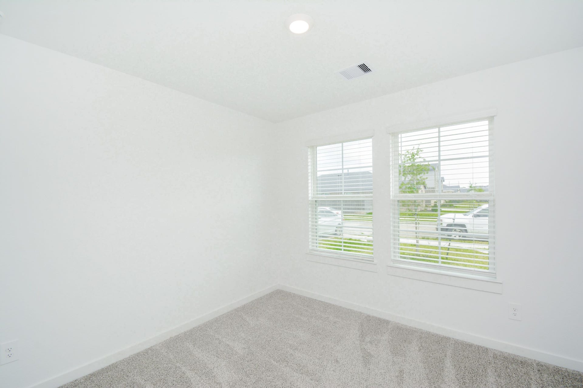 1035 Vista Pointe Drive, Fresno, TX 77545 1035 Vista Pointe Drive, Fresno, TX 77545