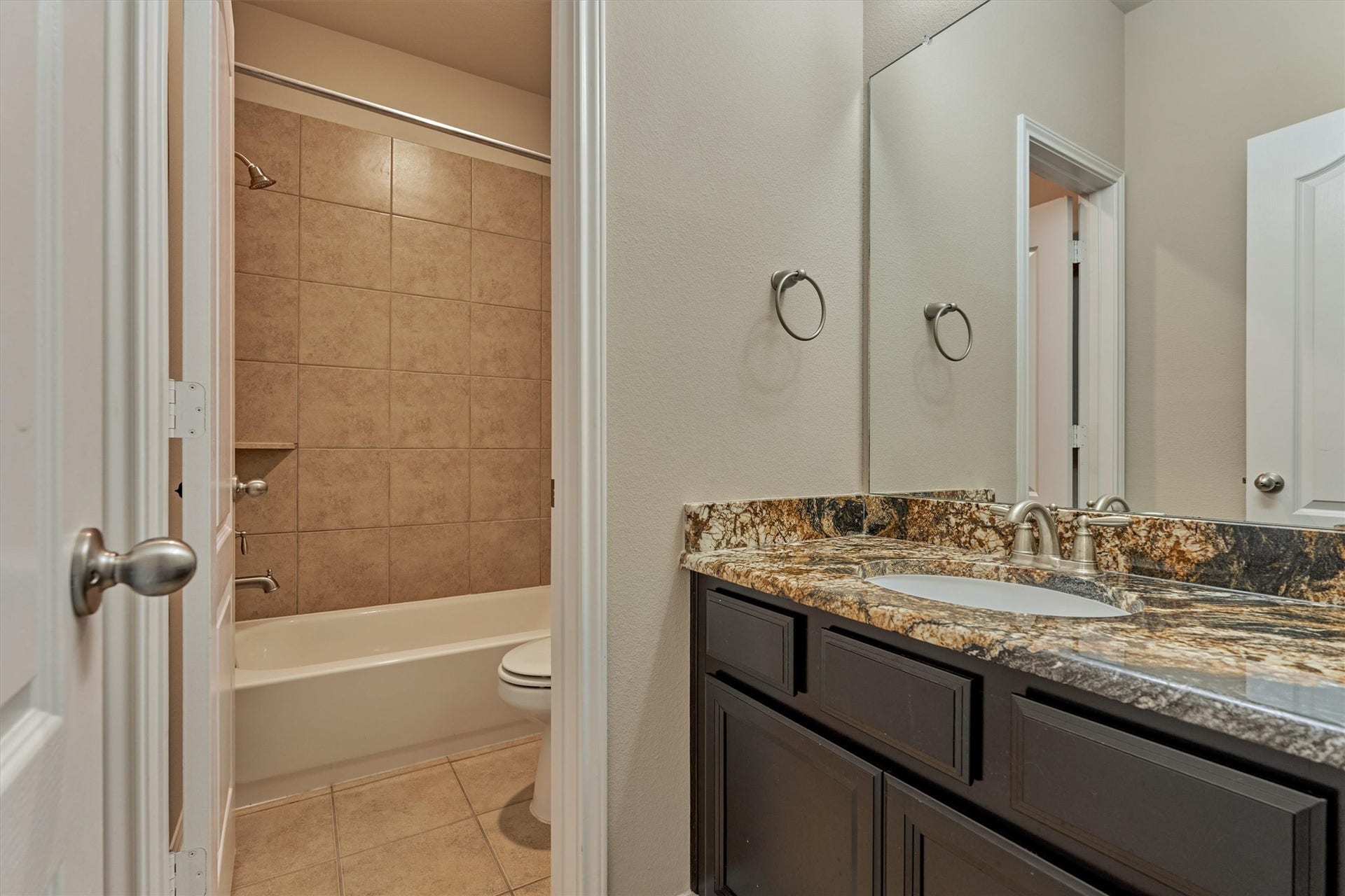 secondary full bath downstairs
