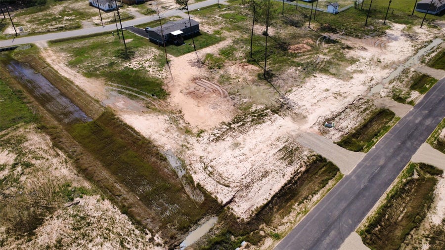 Property photo for 13061 Lewelling Drive, Conroe, TX