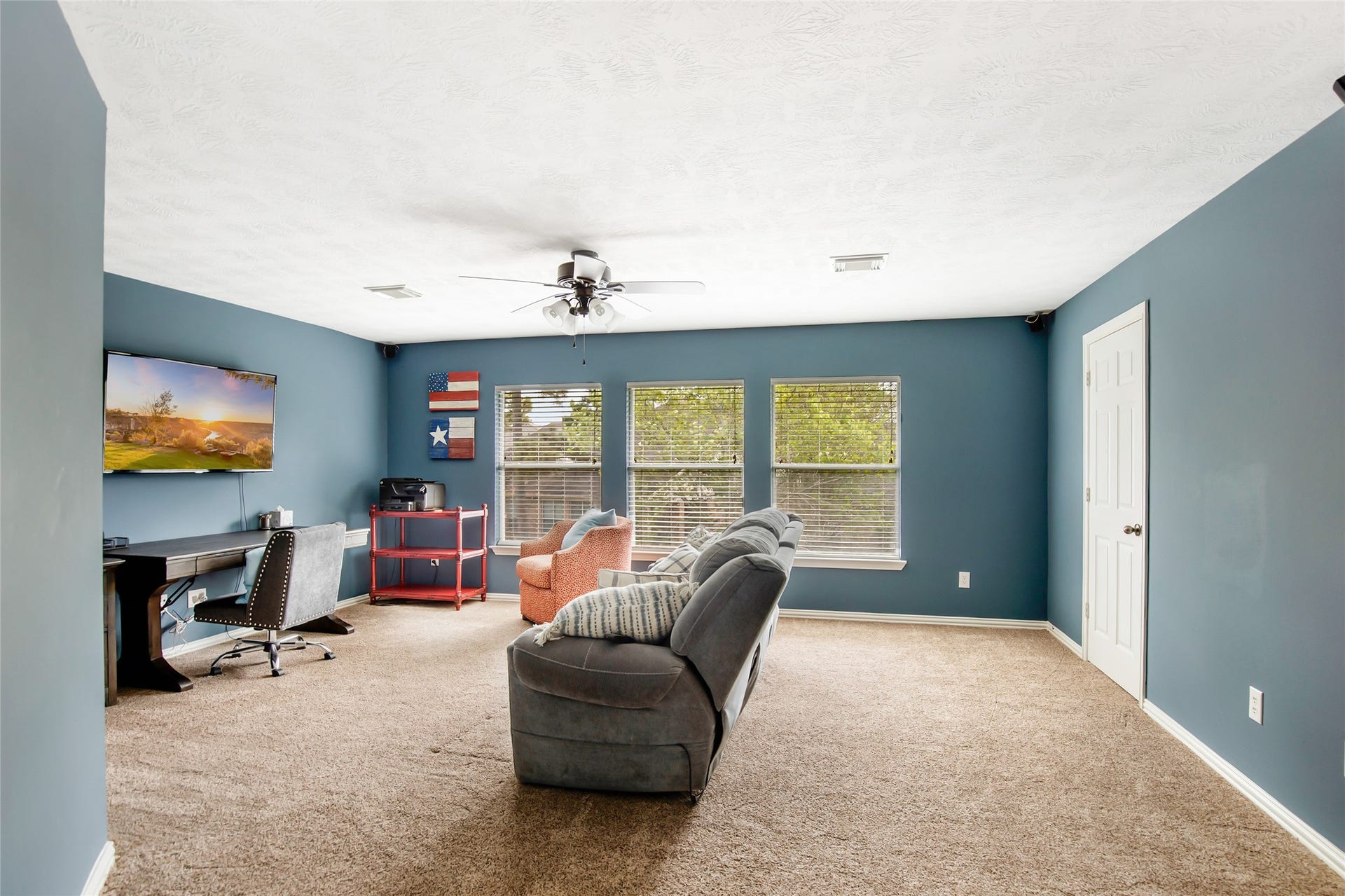 14422 Country Haven Court, Houston, TX 77044 Oversized game room offering flexible space for entertainment, hobbies or relaxation