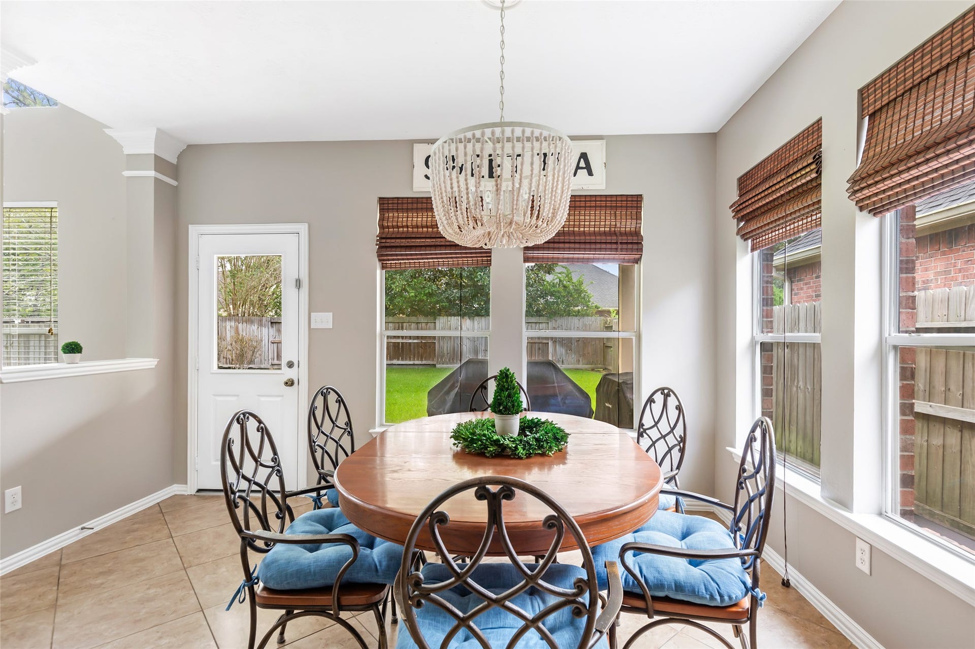 14422 Country Haven Court, Houston, TX 77044 14422 Country Haven Court, Houston, TX 77044