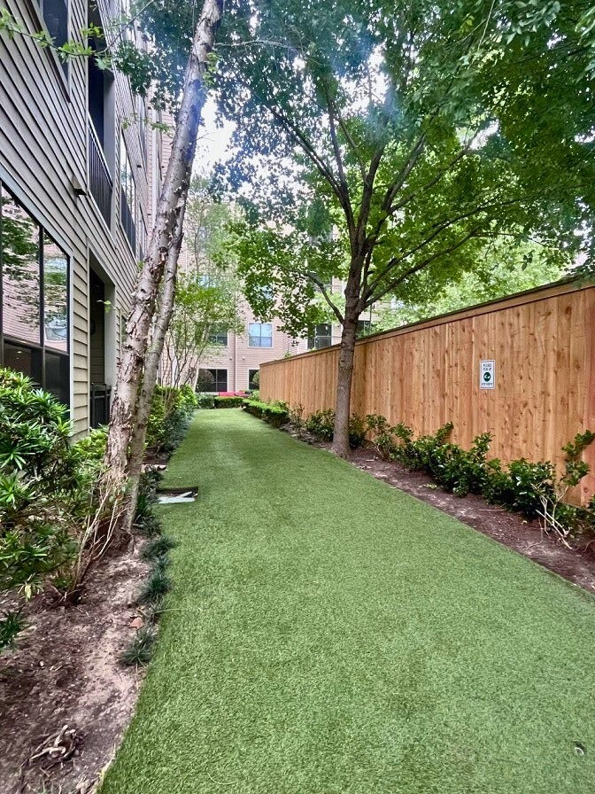2700 Brazos Street, #4201, Houston, TX 77006 Bark Park