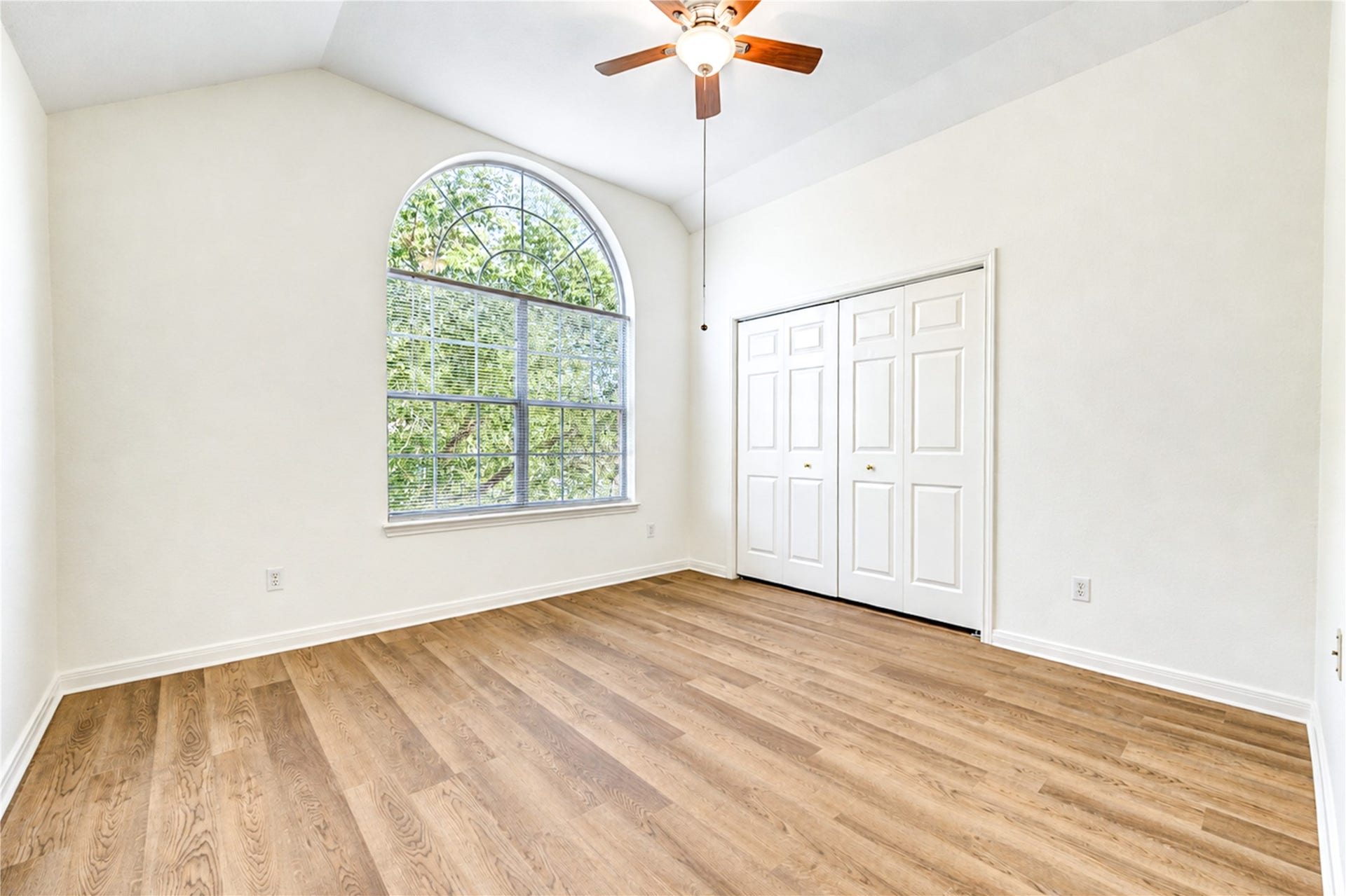 1307 S Teal Estates Circle, Fresno, TX 77545 1307 S Teal Estates Circle, Fresno, TX 77545