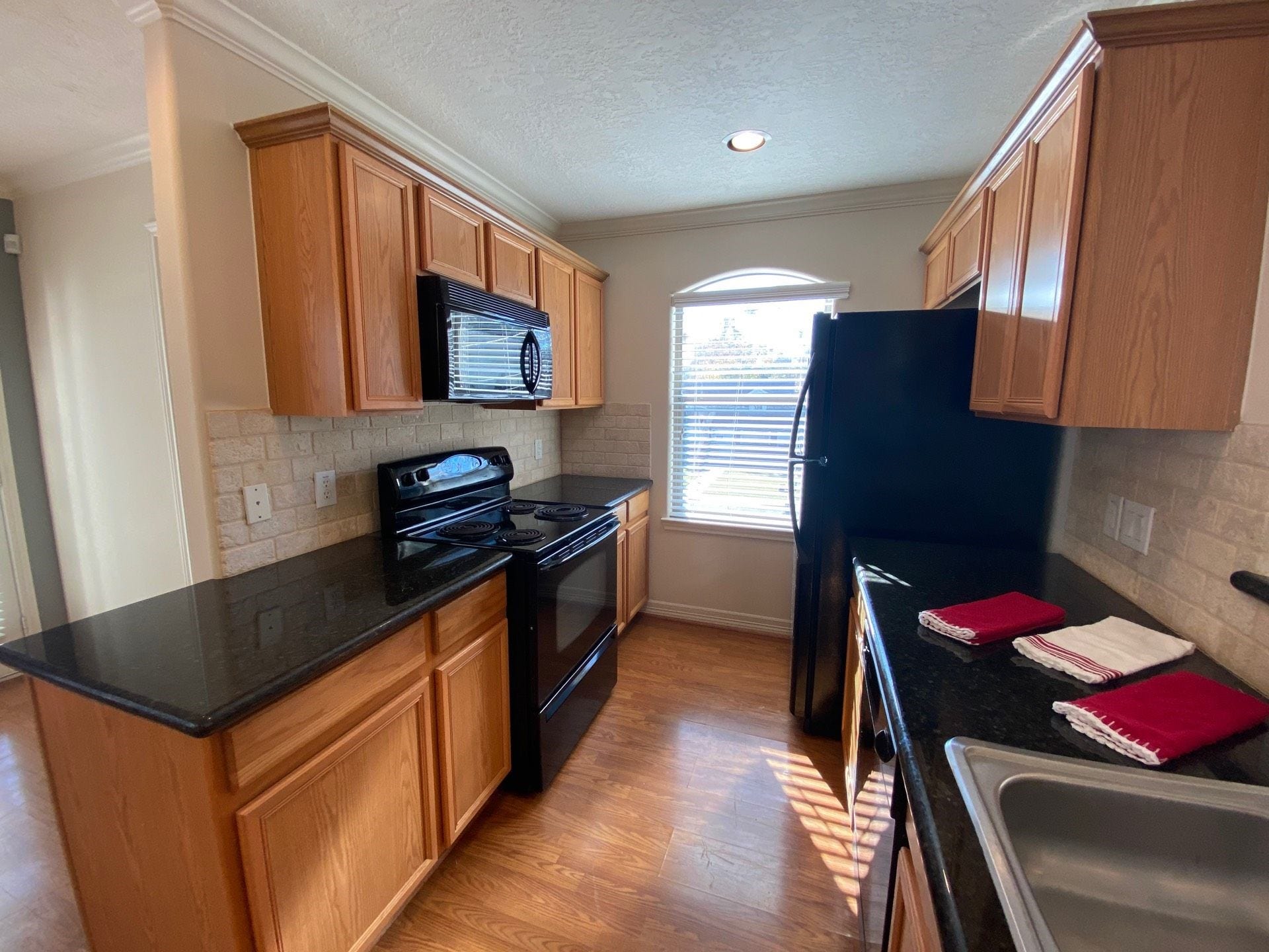 3710 Sherwood Lane, #101, Houston, TX 77092