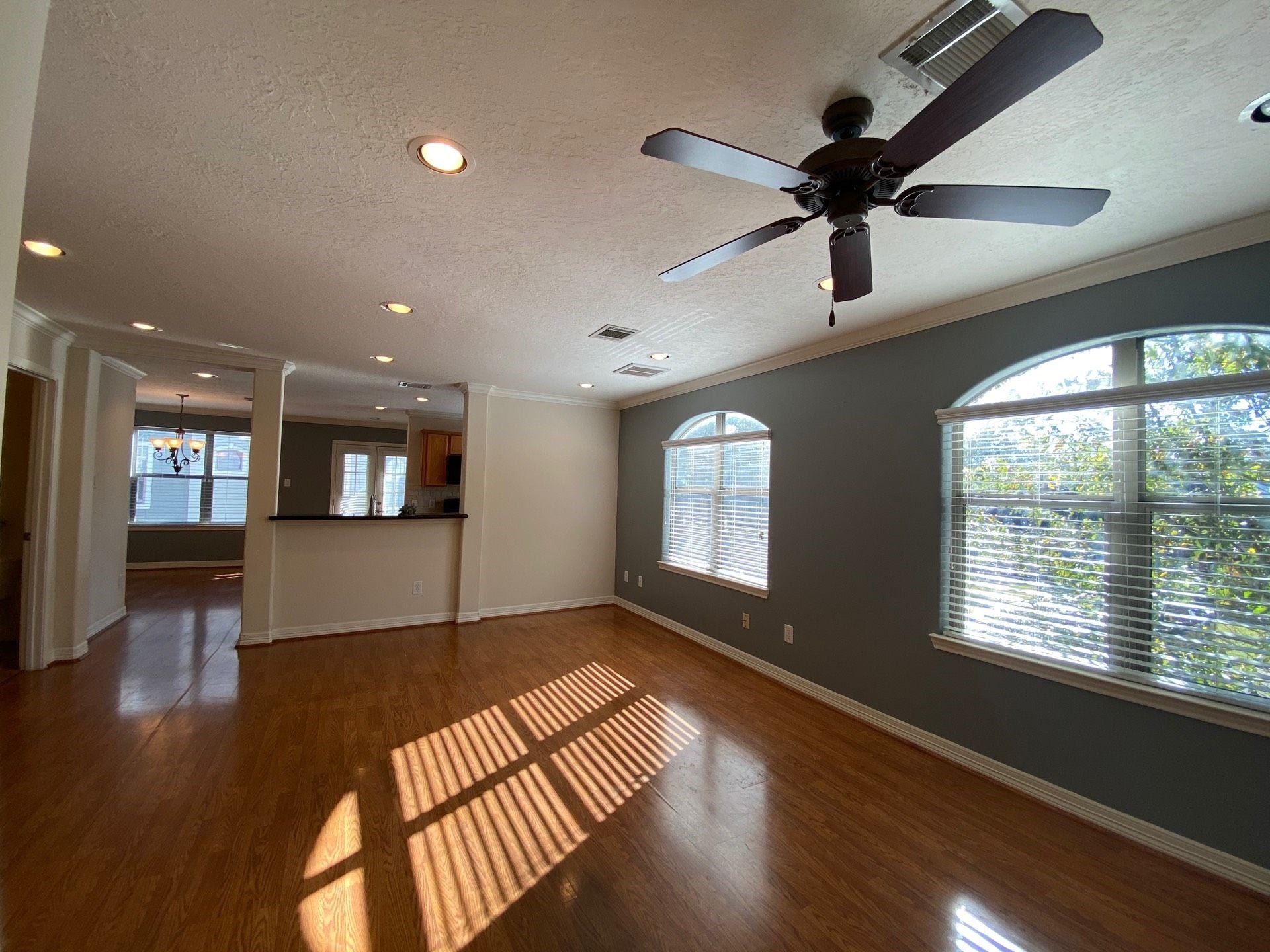 3710 Sherwood Lane, #101, Houston, TX 77092