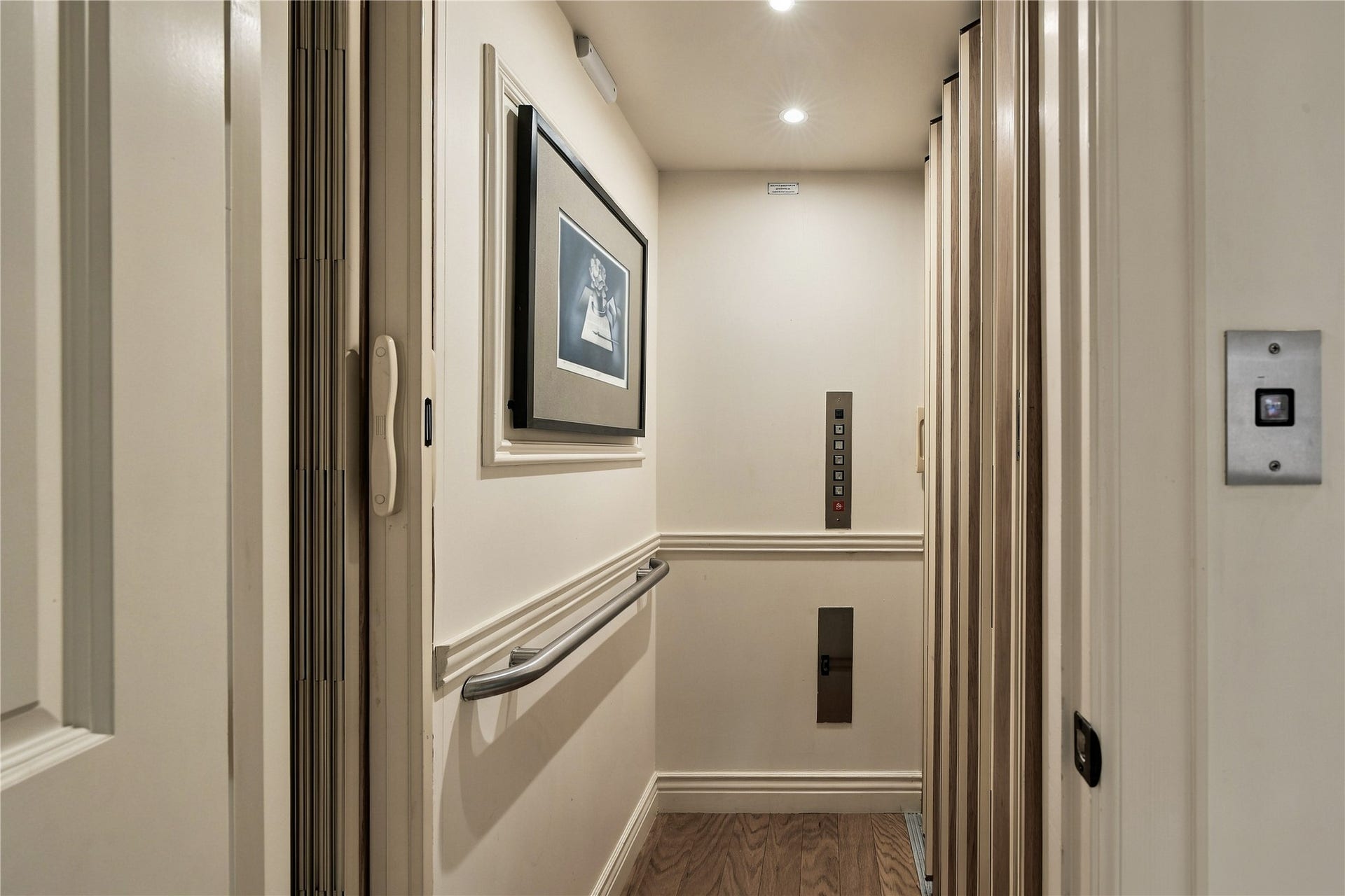 523 Lovett Boulevard, Houston, TX 77006 Four levels are made easy with a private elevator, connecting everything from the guest suites below to the rooftop level above.