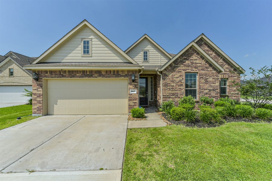 Property photo for 9607 Sterling Arbor Drive, Baytown, TX