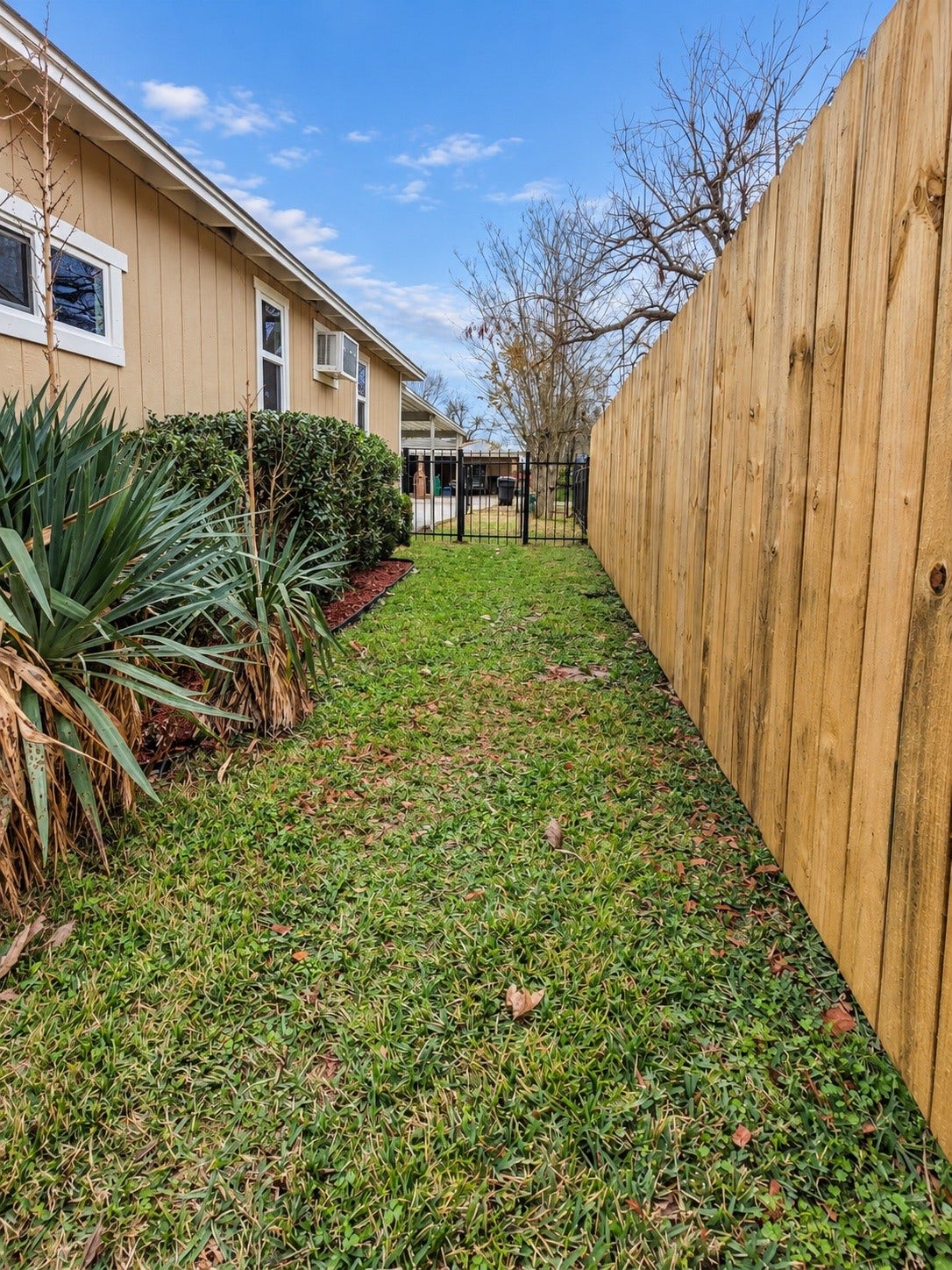 7617 Delavan Drive, Houston, TX 77028
