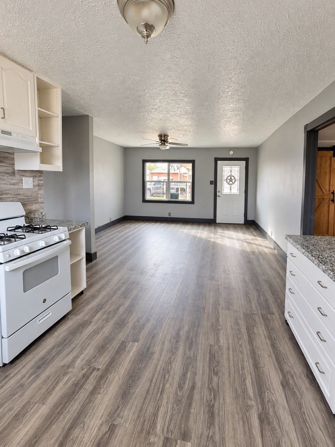 7617 Delavan Drive, Houston, TX 77028