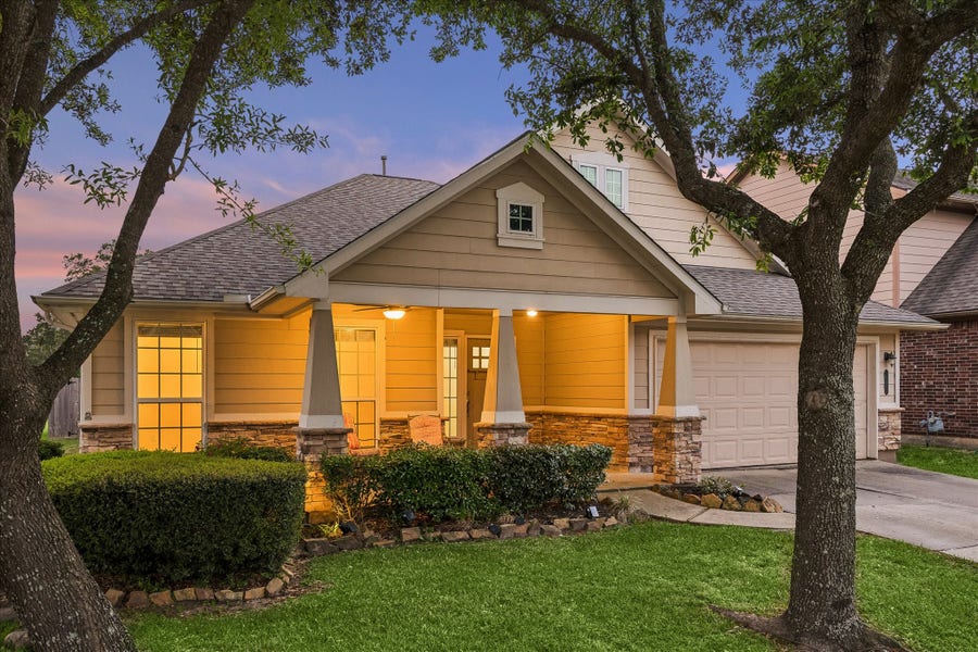 Property photo for 19403 Valiant Woods Drive, Spring, TX