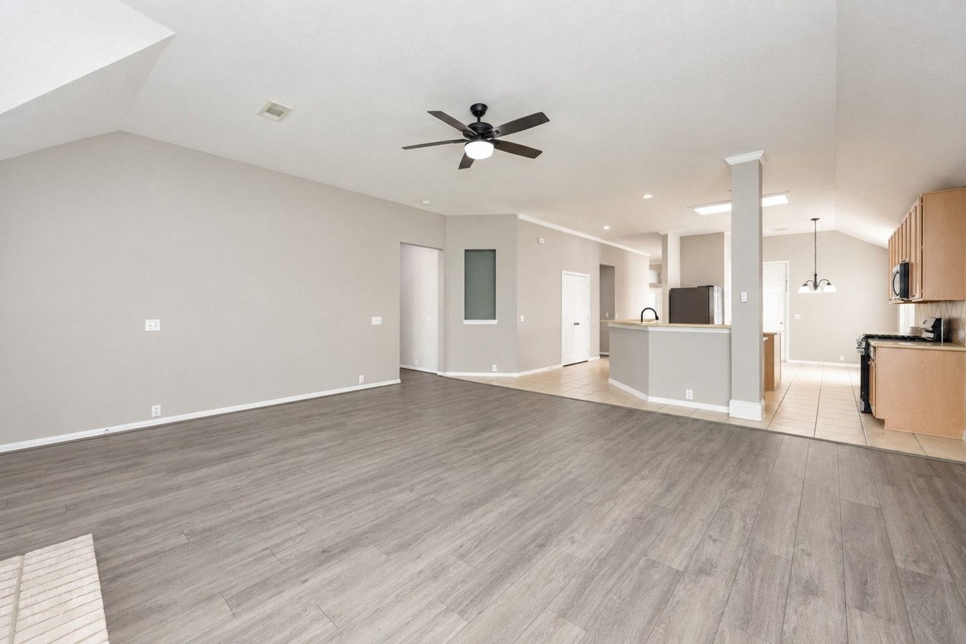9010 Sunrise Trail, Pearland, TX 77584 9010 Sunrise Trail, Pearland, TX 77584