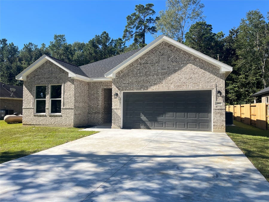 Property photo for 28807 Champion Oaks Dr, Magnolia, TX