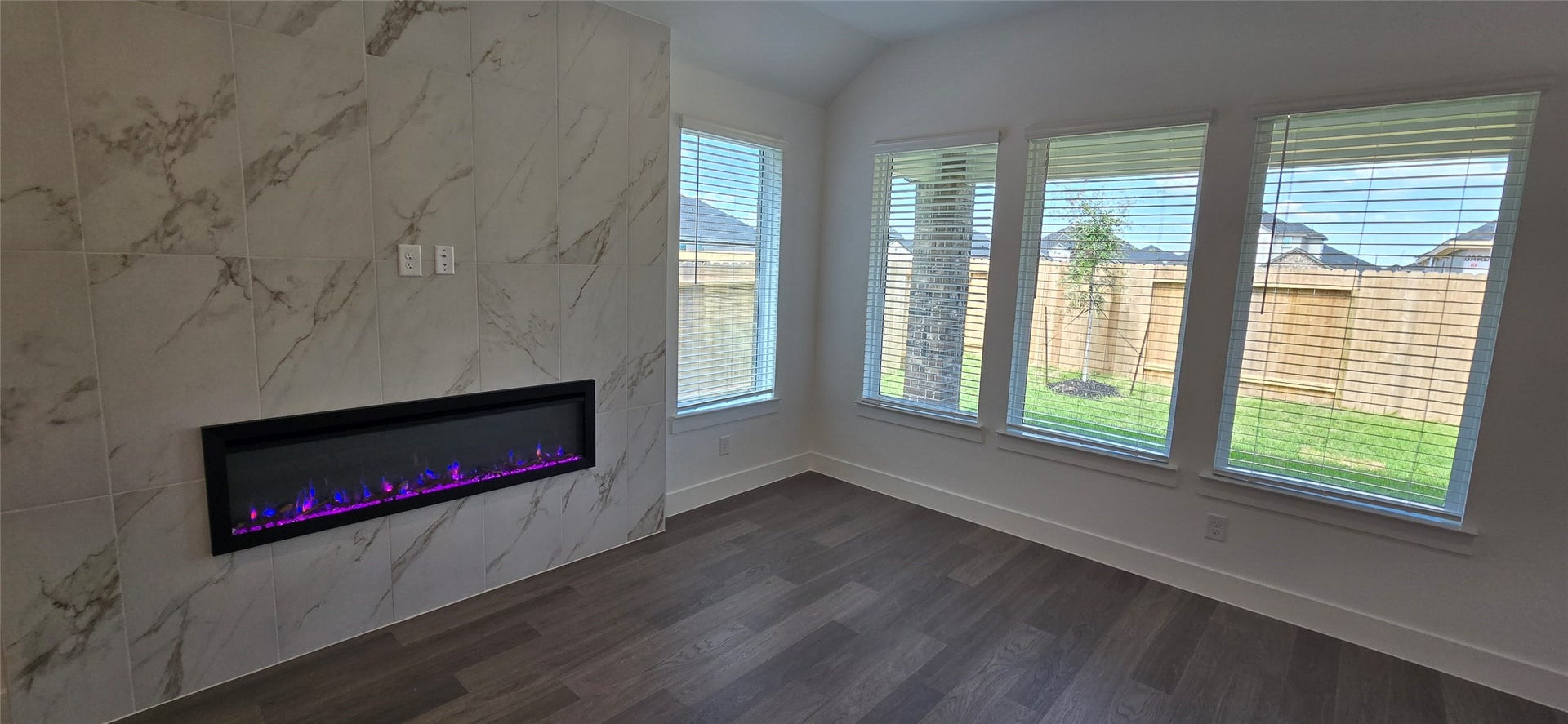 3327 Summercrisp Hollow Ln, Pearland, TX 77581 3327 Summercrisp Hollow Ln, Pearland, TX 77581