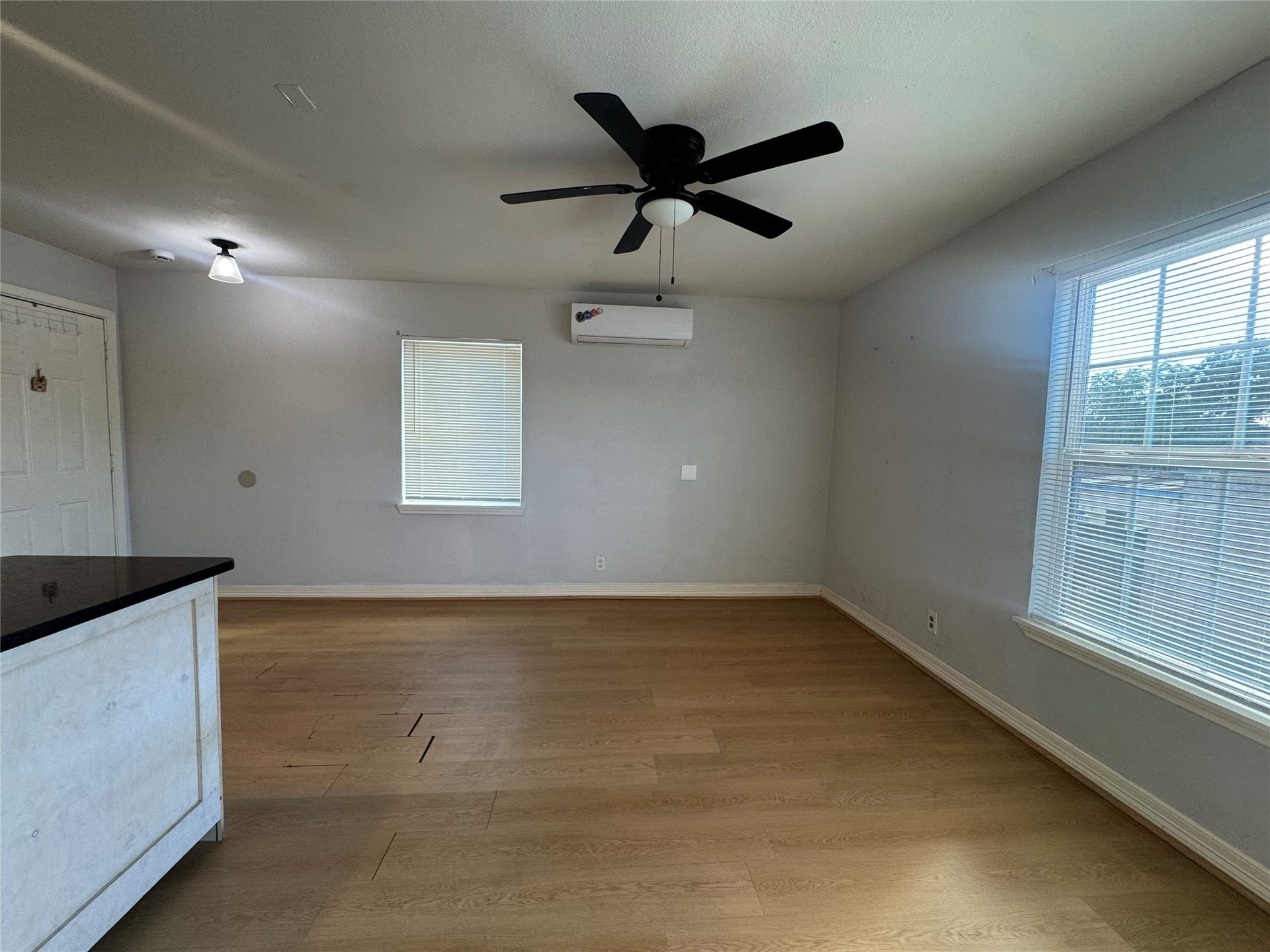 7210 Hemlock Street, #3, Houston, TX 77012 7210 Hemlock Street, #3, Houston, TX 77012