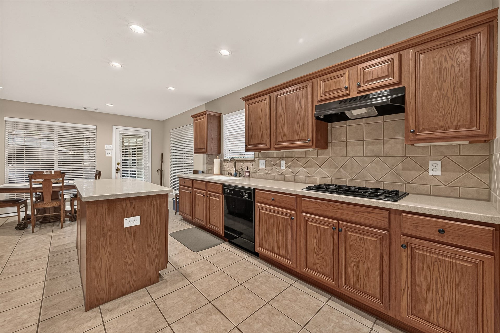 314 Willowood Drive, League City, TX 77573 314 Willowood Drive, League City, TX 77573