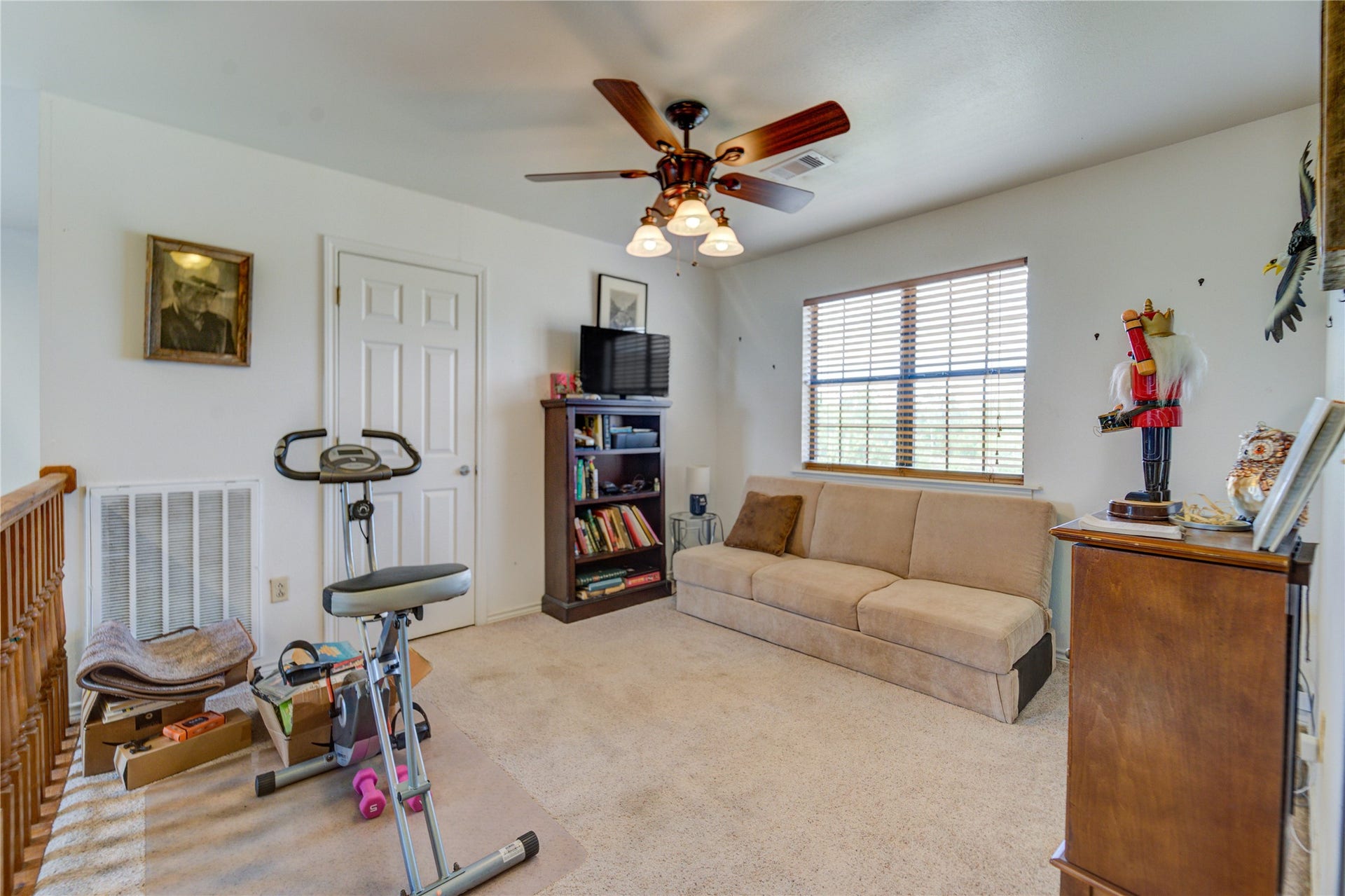 8204 S Humble Camp Road, Dickinson, TX 77539 Loft