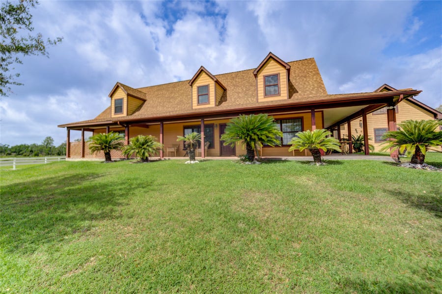 Property photo for 8204 S Humble Camp Road, Dickinson, TX