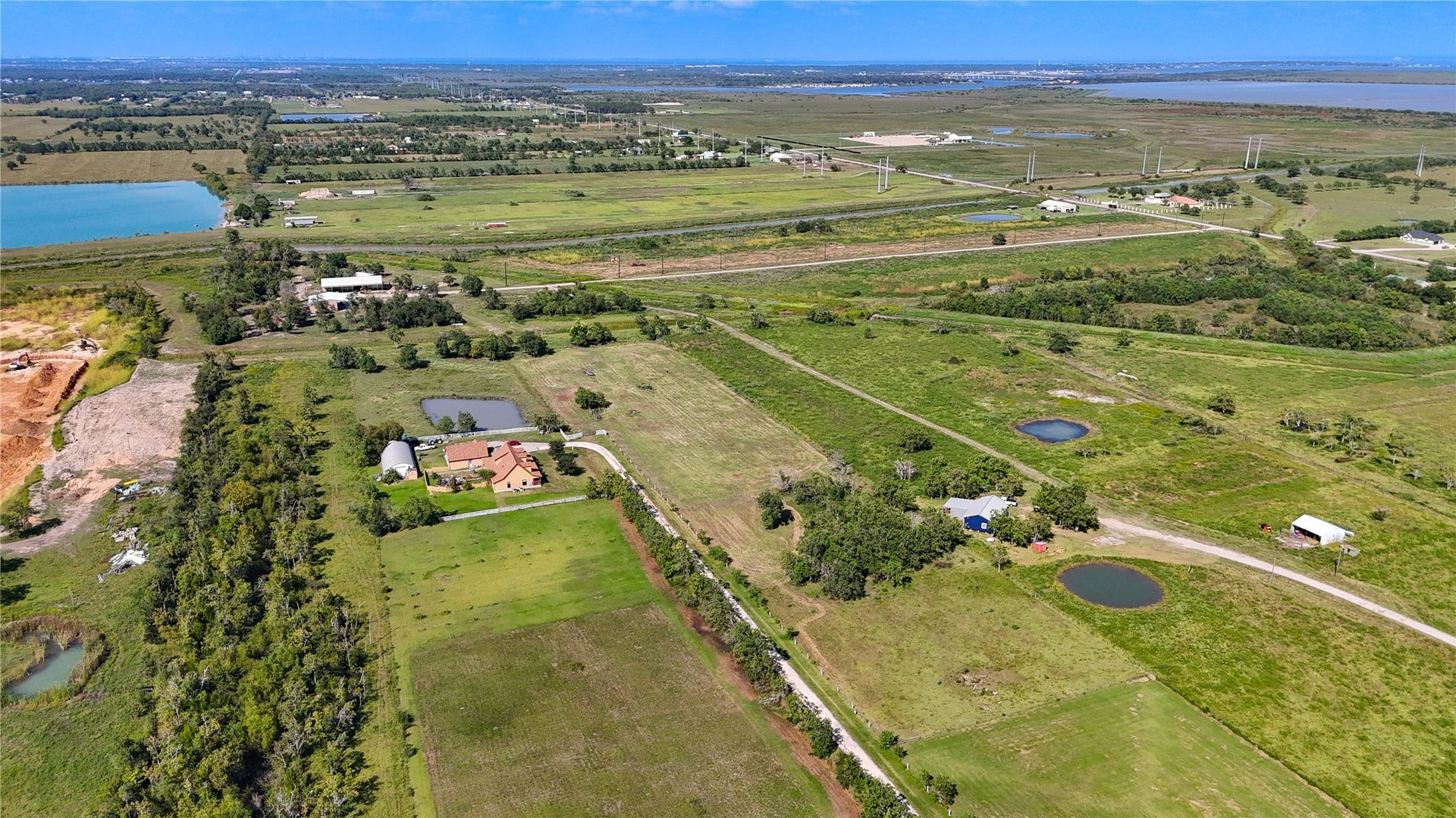 8204 S Humble Camp Road, Dickinson, TX 77539 8204 S Humble Camp Road, Dickinson, TX 77539