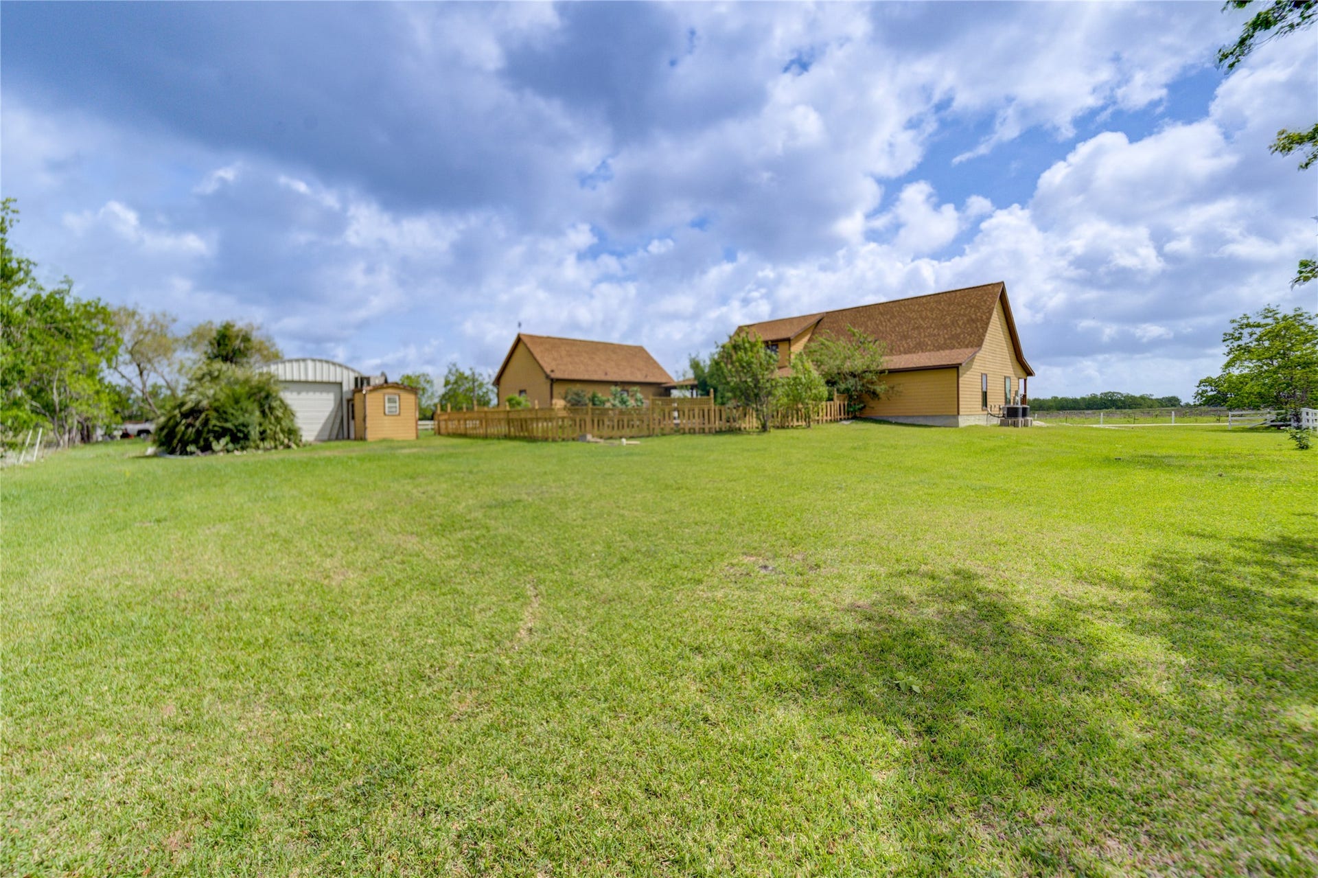 8204 S Humble Camp Road, Dickinson, TX 77539 8204 S Humble Camp Road, Dickinson, TX 77539