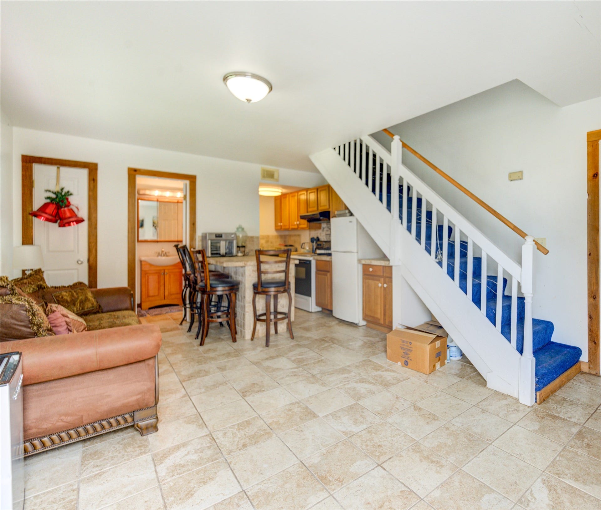 8204 S Humble Camp Road, Dickinson, TX 77539 Garage Apartment