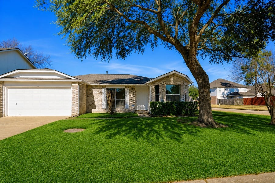 Property photo for 4863 Drew Forest Lane, Humble, TX