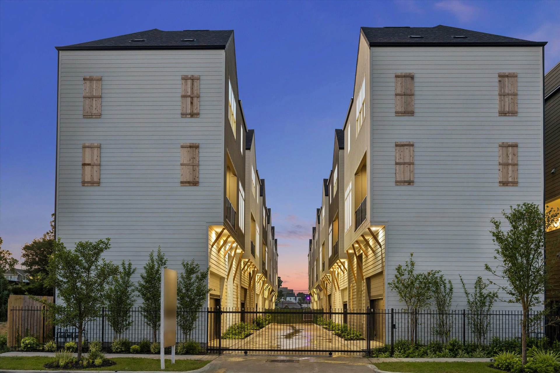 1181 W 19th Street, Houston, TX 77008 1181 W 19th Street, Houston, TX 77008