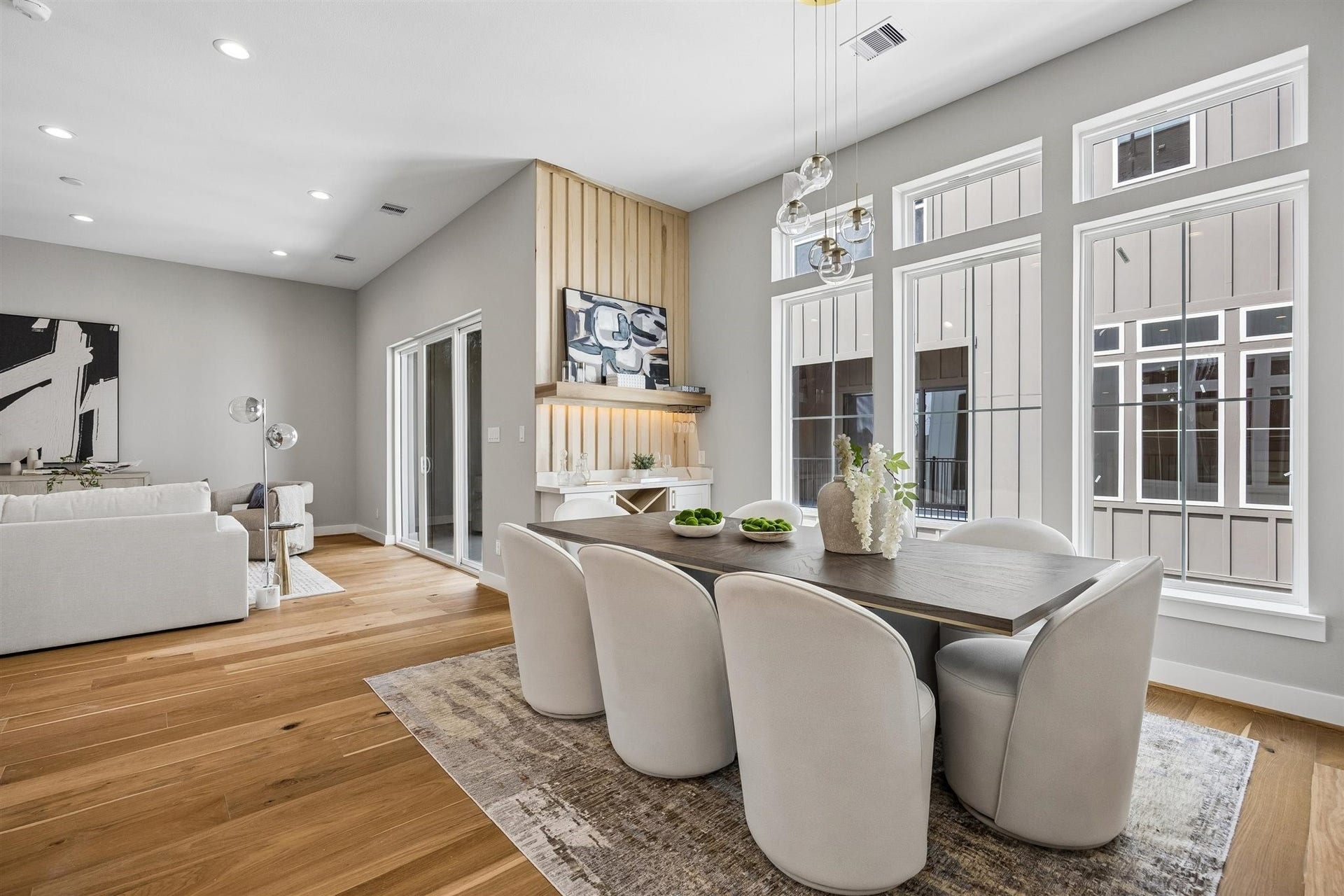 1181 W 19th Street, Houston, TX 77008 1181 W 19th Street, Houston, TX 77008